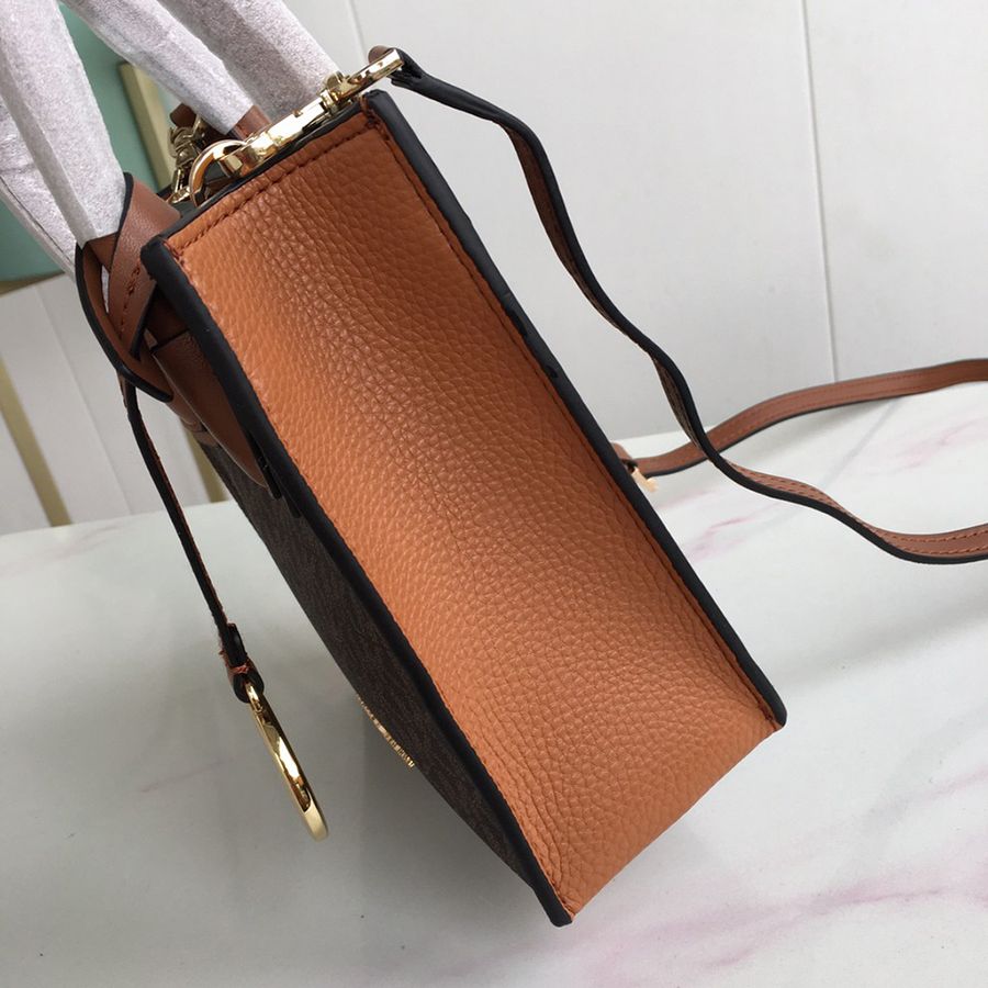 Túi MK Mercer extra small crossbody - nâu logo vàng - 35T1GM9C0L# - nâu (Ngang 14.5, Cao 16, Rộng 6)