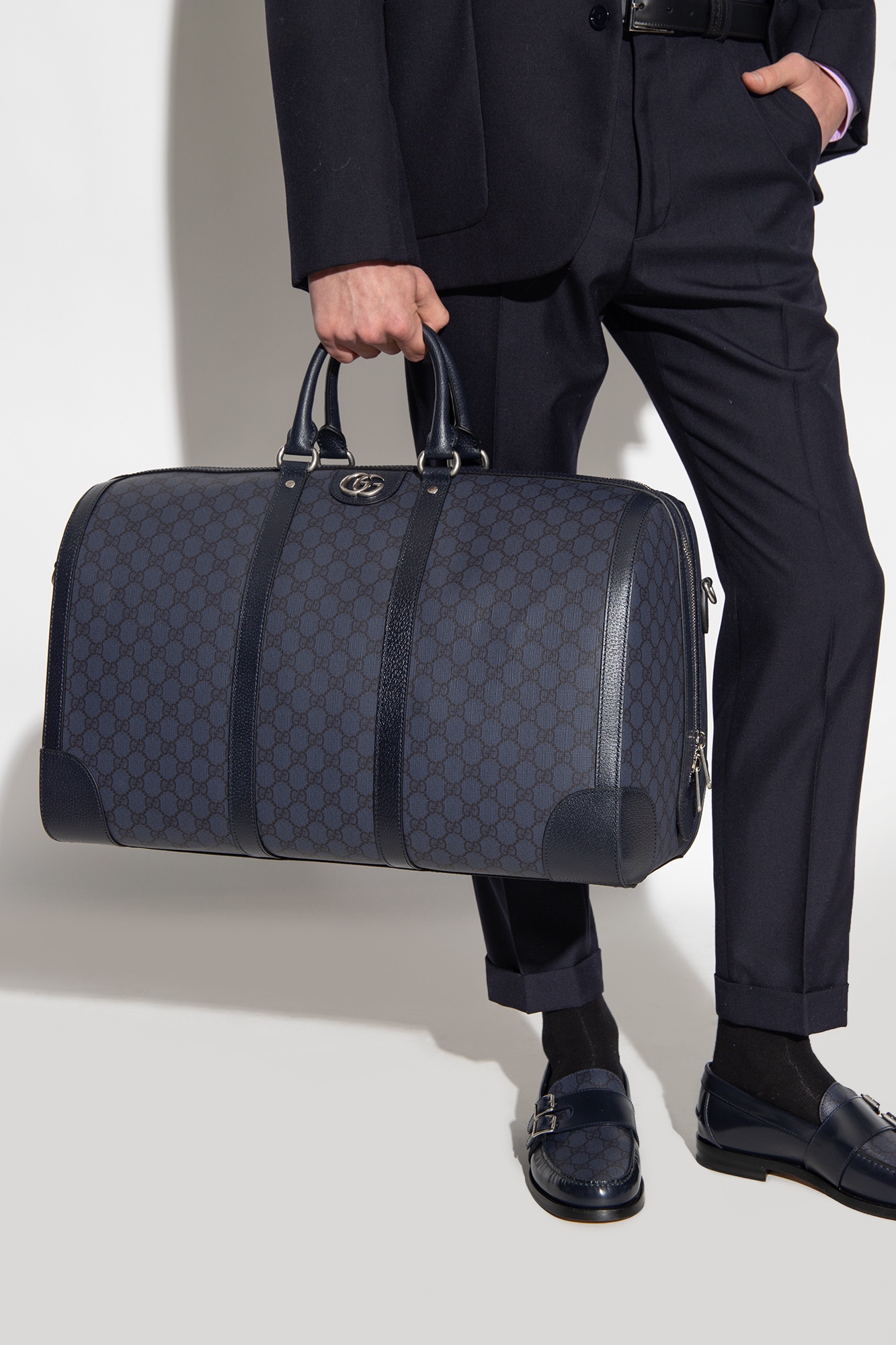 Túi xách tay GG xanh navy logo bạc size Large KT 52x31x28 - SNV - 724612