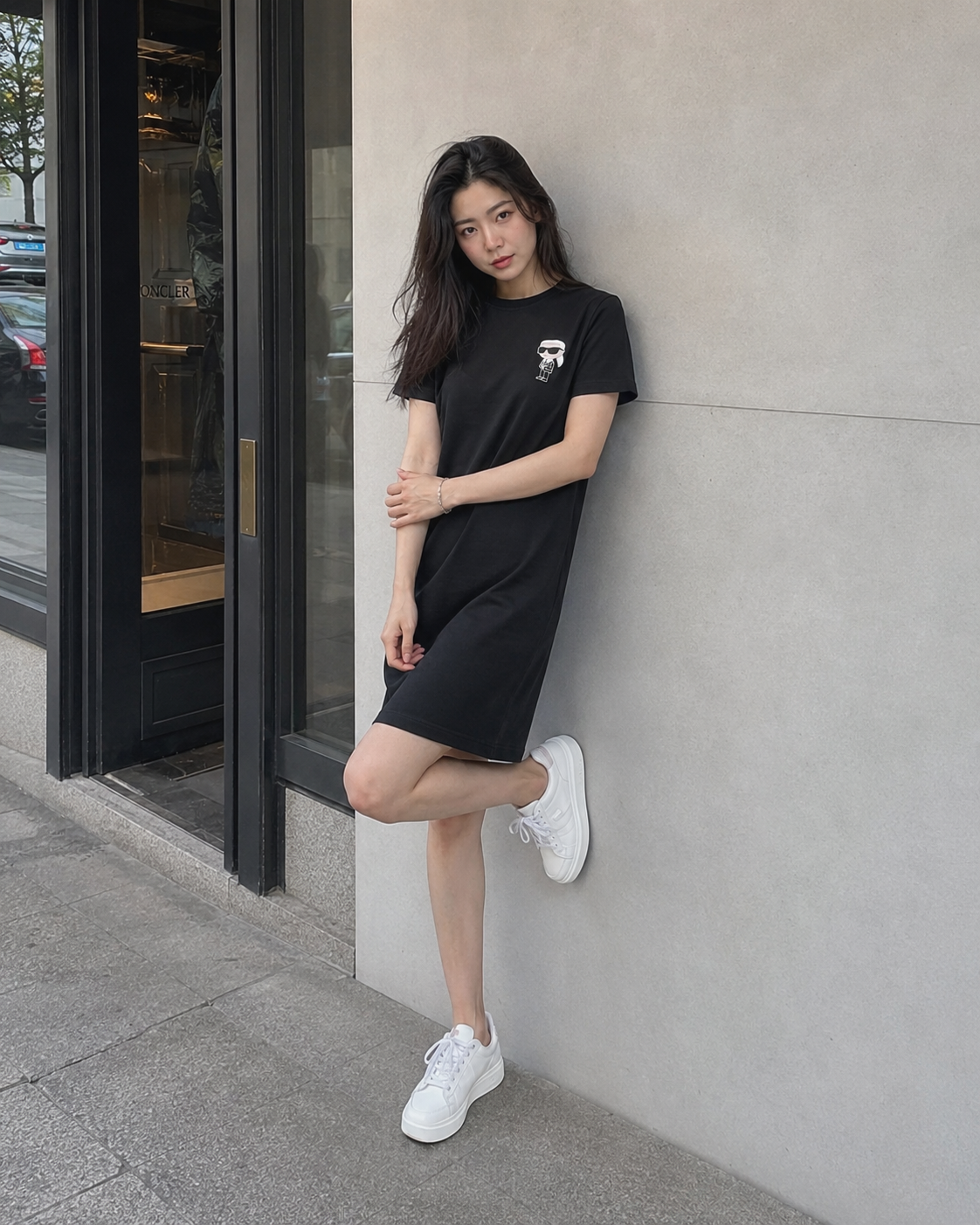 Váy suông ngắn tay Karl logo K đen - ARW13003
