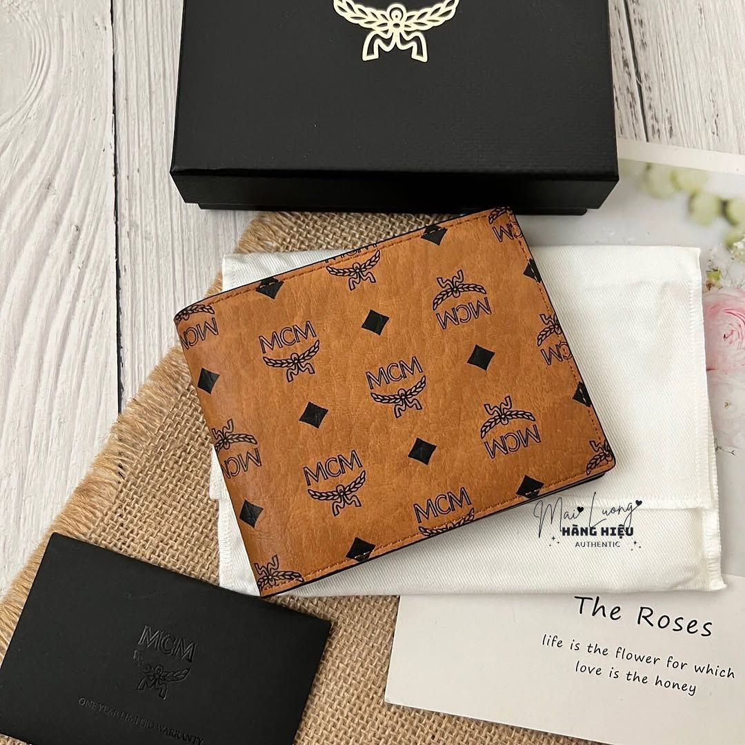 Ví MCM nâu họa tiết monogram
