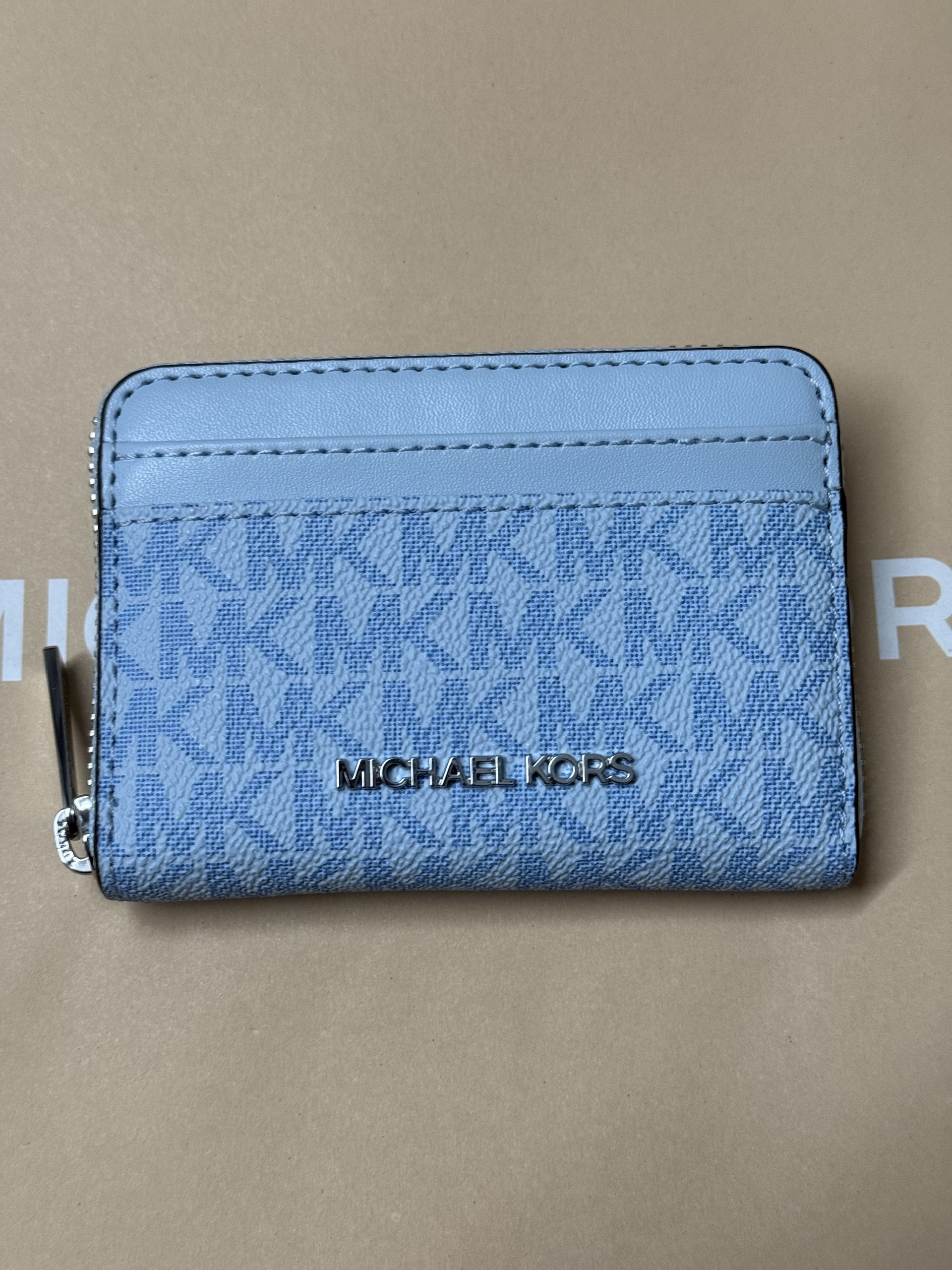 Ví MK jetset travel xanh logo - 35R5STVD2V