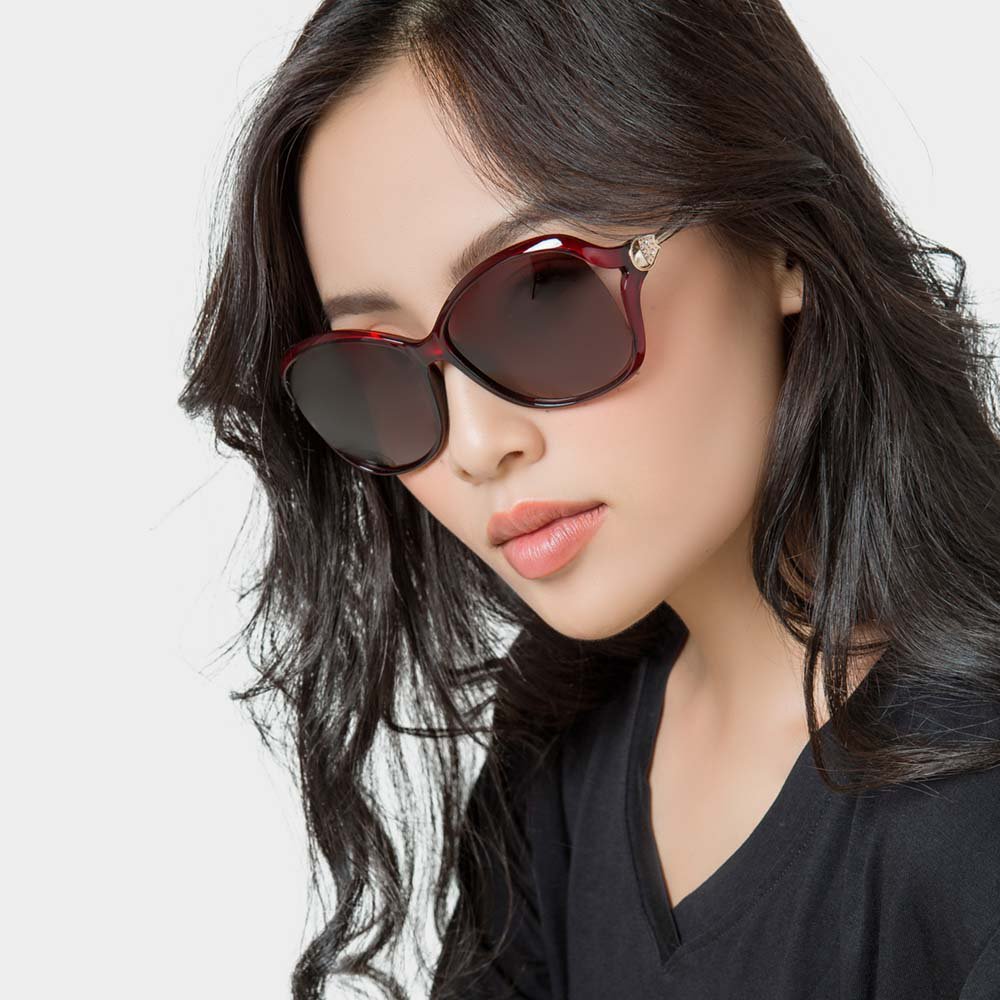 Mắt kính hình bướm nhựa phối kim loại