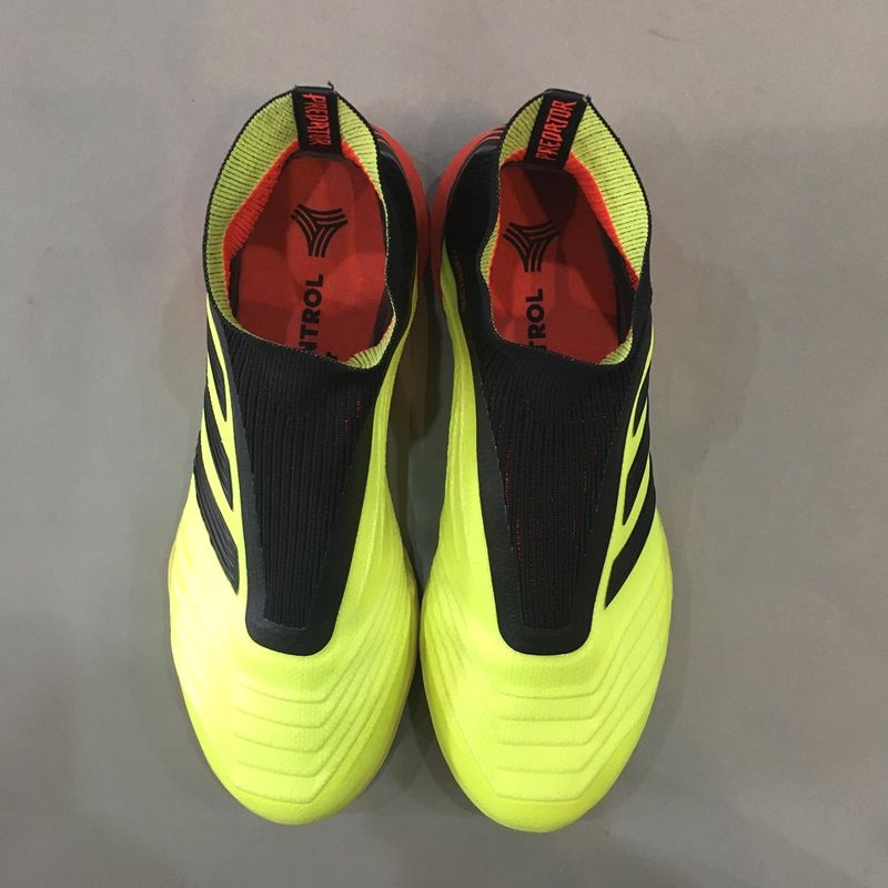 Giày đá bóng Adidas Predator Tango 18+ TF-Xanh Nõn-39 1/3