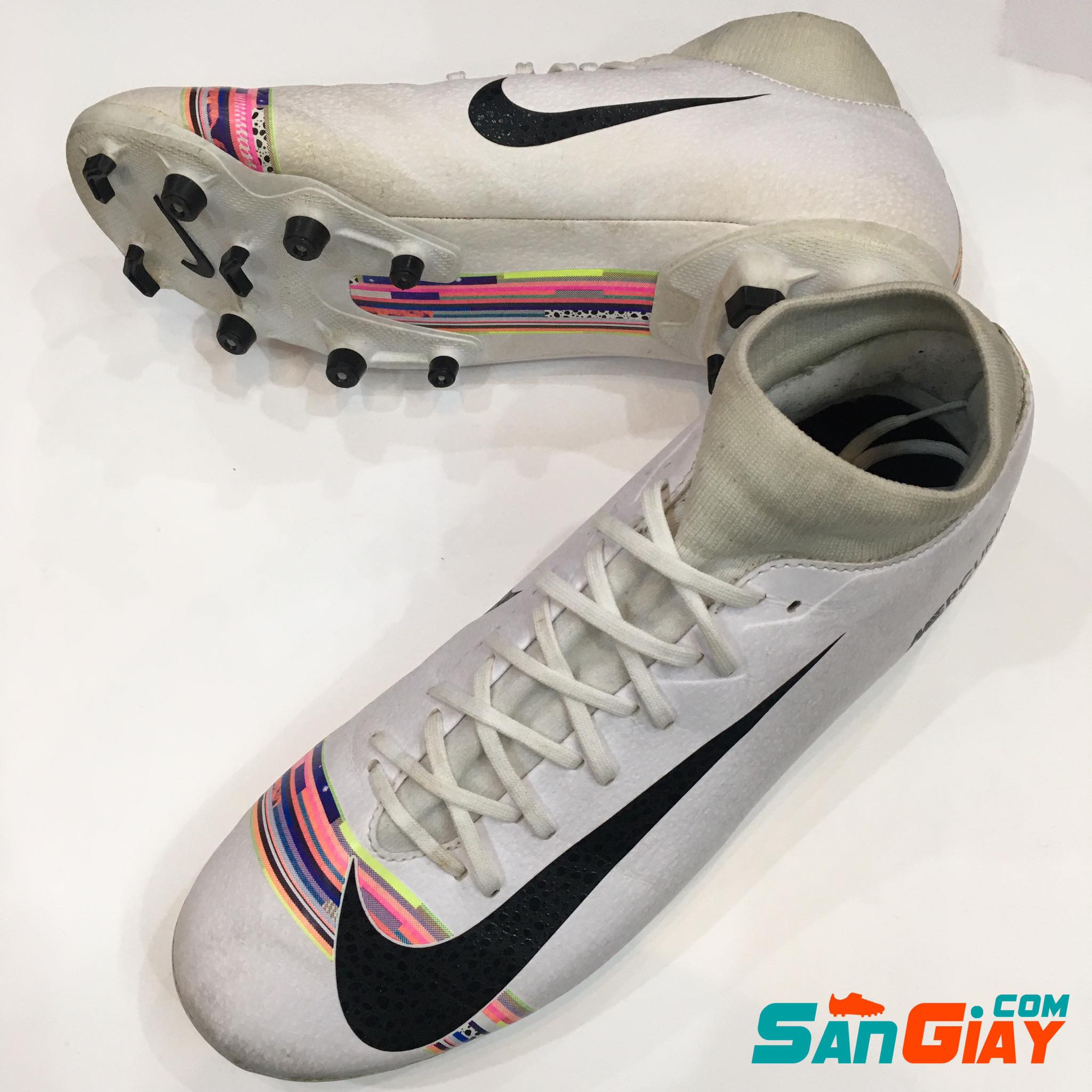 Giày đá bóng Nike Mercirial Academy Trắng AG-42-109