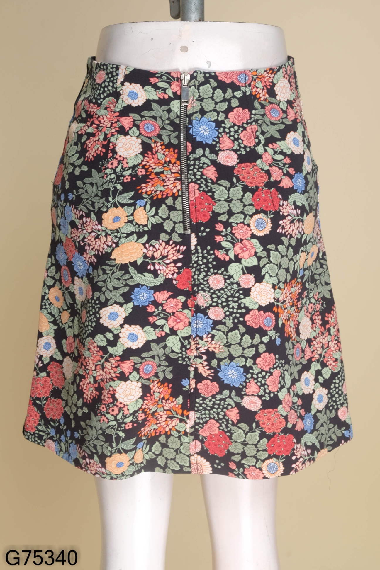 Đầm Zara hoa lụa có 3 màu siêu đep, mặc thích lắm DH10MG54N10 - Đầm dáng ôm  | ThờiTrangNữ.vn