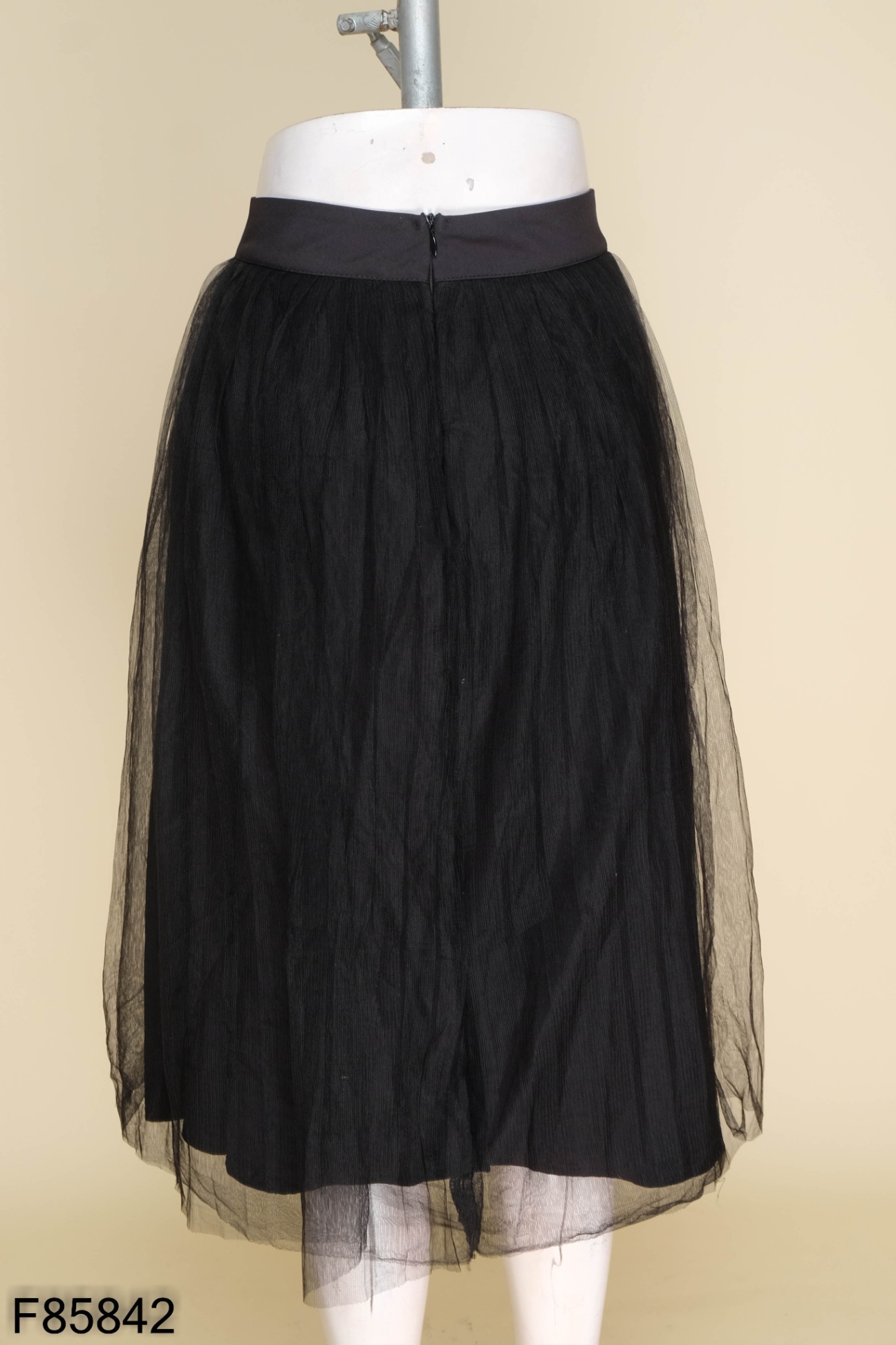 Set áo bẹt vai kèm chân váy lưới đen DEDICATE – Hizu Dress Up