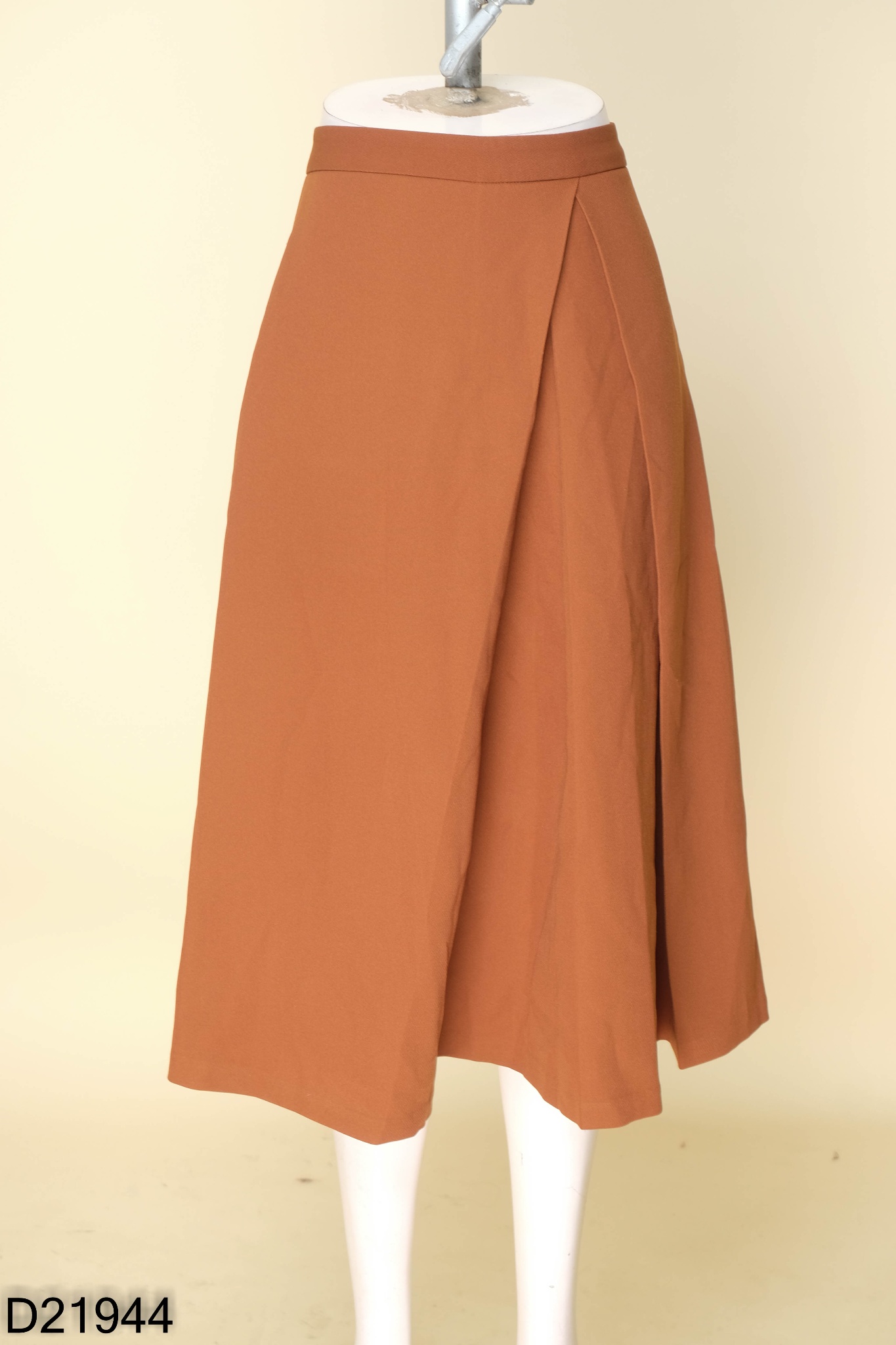 Chân váy xếp li cột nơ hồng One side pleated skirt with bow
