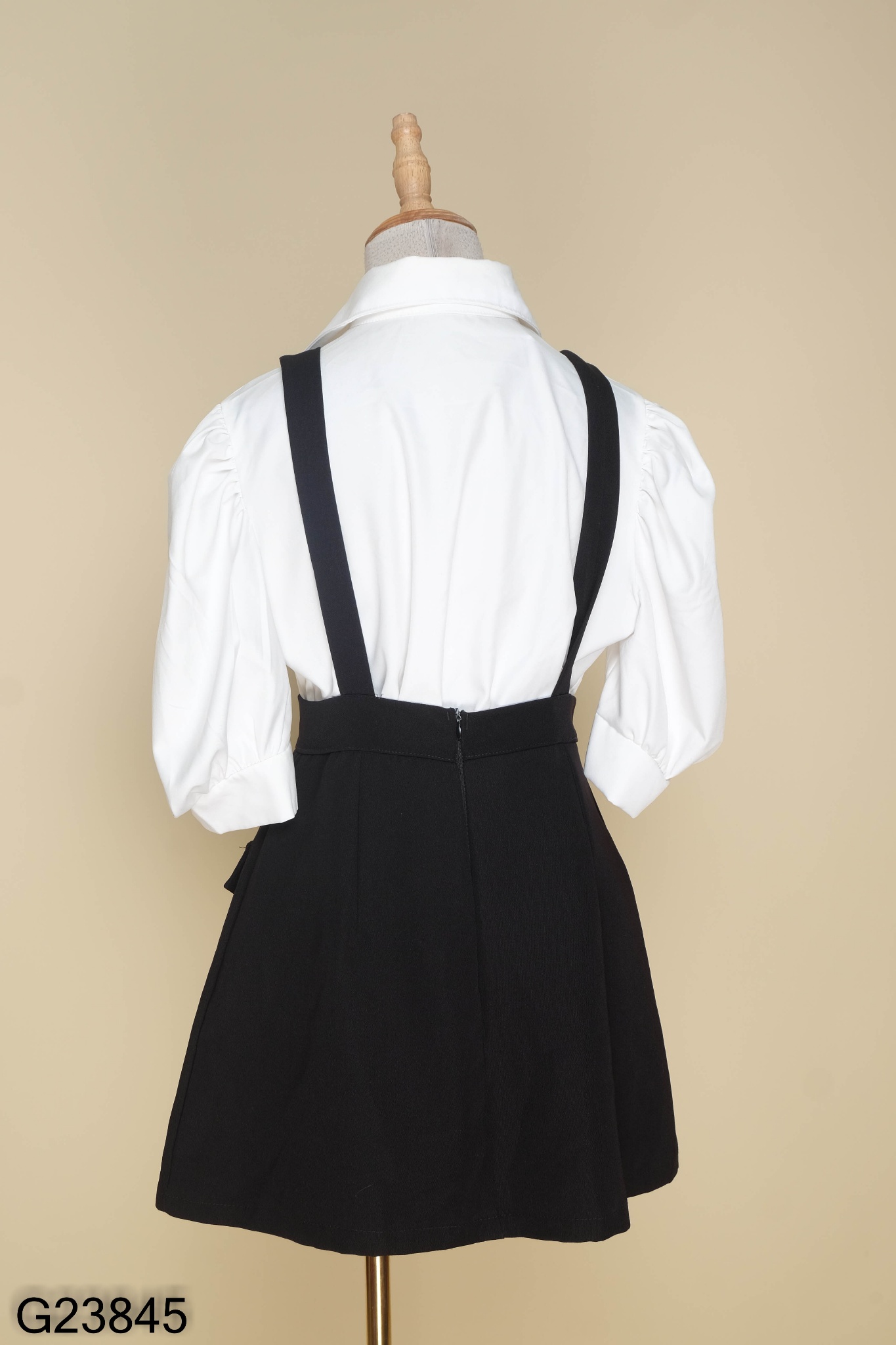 Set váy yếm babydoll đen kèm áo sơ mi trắng cổ nơ dễ thương xixeoshop - v181
