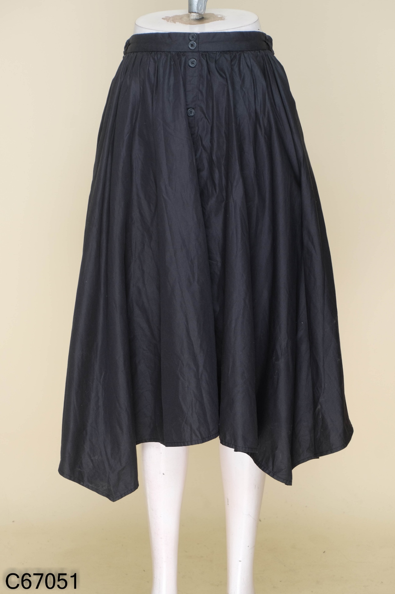 38003B52 - Chân váy đen dáng dài suông, cạp thắt nơ - Tuyp si. Thời trang  nữ Toson
