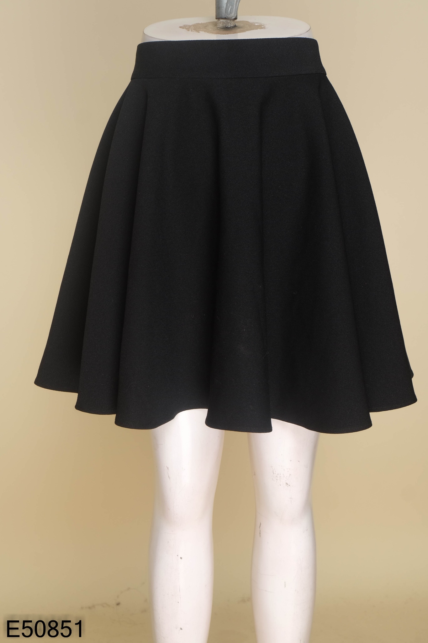 Chân váy công sở bút chì đen viền trắng CV03-32 | Thời trang công sở K&K  Fashion