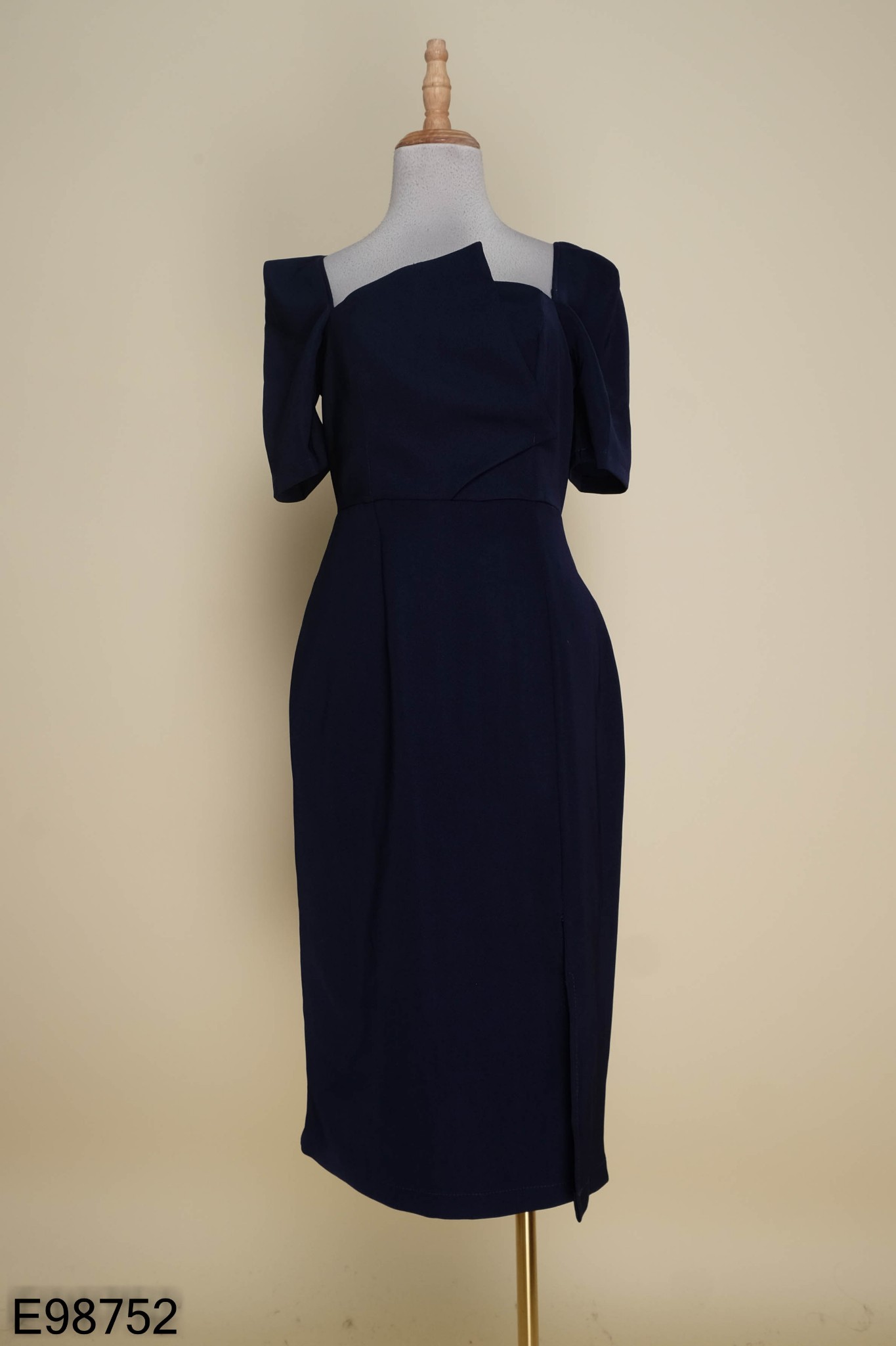 Đầm xanh navy sang trọng cao cấp LAURA NAVY DRESS - Son tint |  TheFaceHolic.com