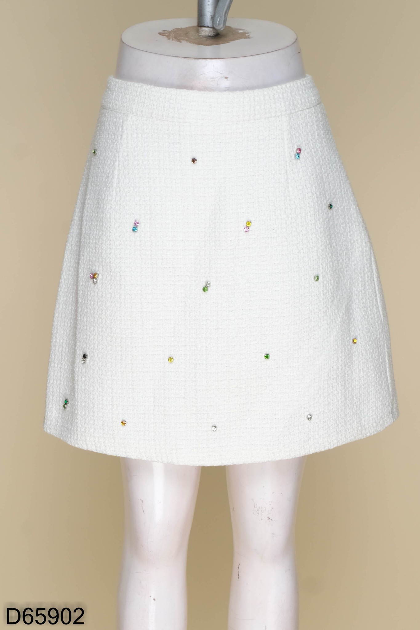 Set áo khoác kèm chân váy dạ tweed lông phối viền trắng nổi bật (có ảnh  thật) ✔️Màu: Đen/ Xám... | Instagram