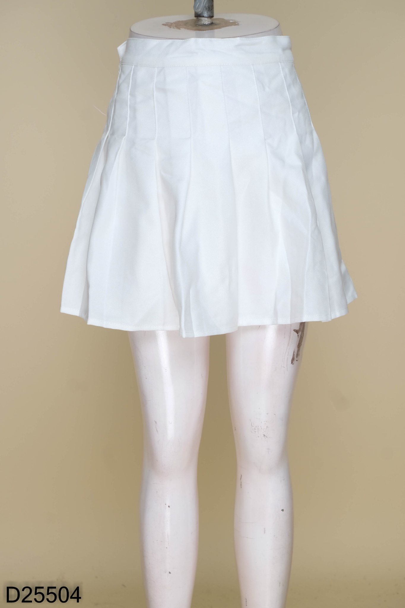 Bí kíp” phối đồ với chân váy xếp ly dài cực đẹp và trendy