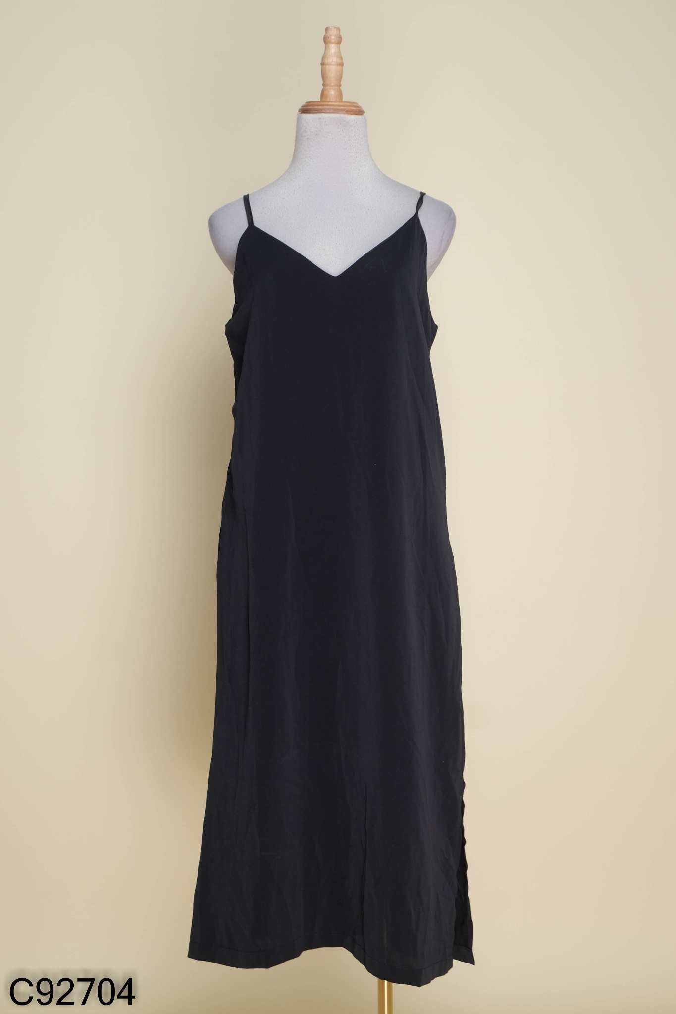 Đầm suông, váy maxi 2 dây form rộng - Váy xuông đũi lụa trơn basic - CM  Shop - So Sánh Giá