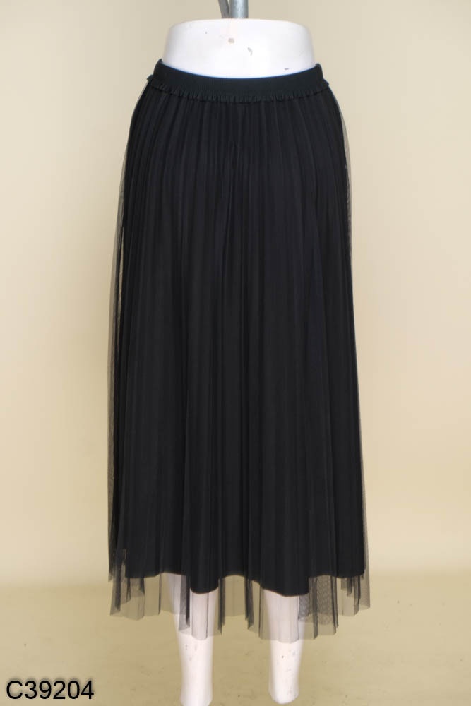 Chân váy đen lưới dài 2Fleurs thiết kế hai lớp lót lụa cao cấp - Chân váy |  ThờiTrangNữ.vn