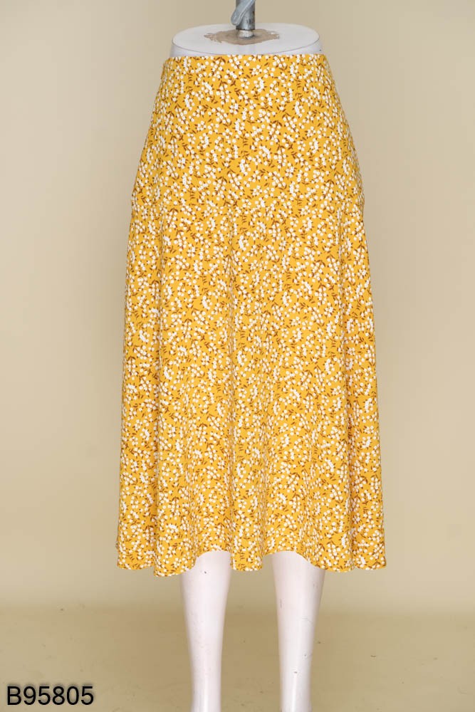 Chân váy hoa công sở chất kaki co dãn nhẹ màu vàng - Chân váy dài |  ThờiTrangNữ.vn