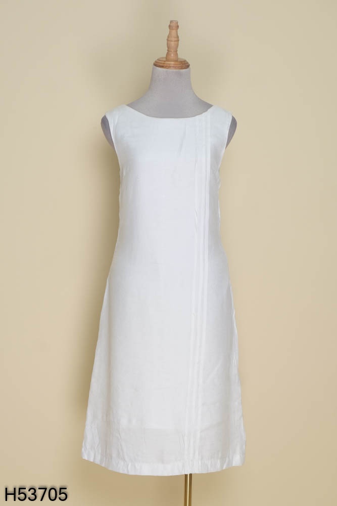 42096B93 - Đầm linen đen sát nách dáng suông trần chỉ trắng SXTN..... Thời  trang nữ Toson