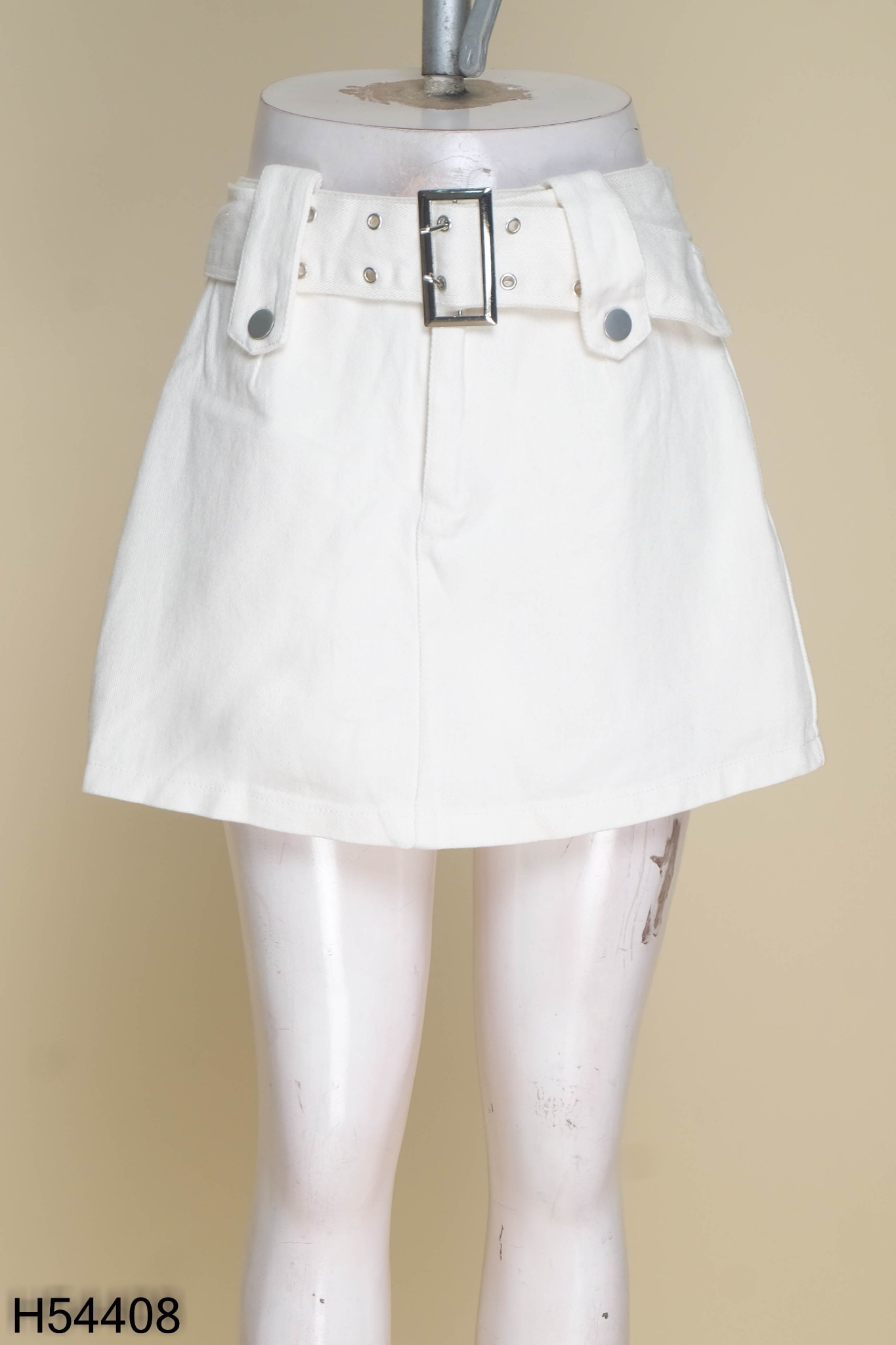 Chân váy jean trắng túi đắp (SẴN SIZE M form to) | Lazada.vn