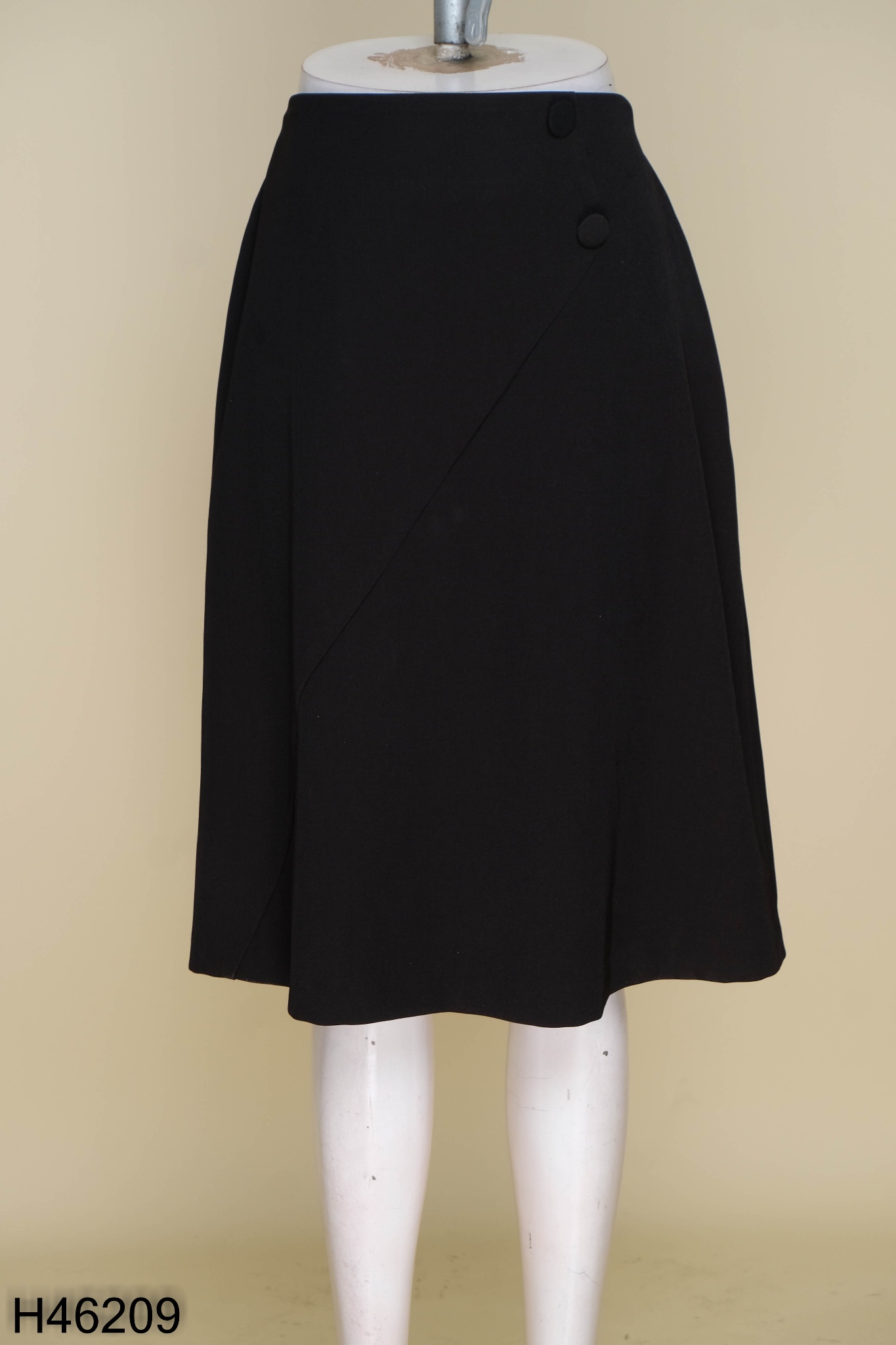 Chân váy ngắn chữ A màu đen DKMV Mini Odette Skirt
