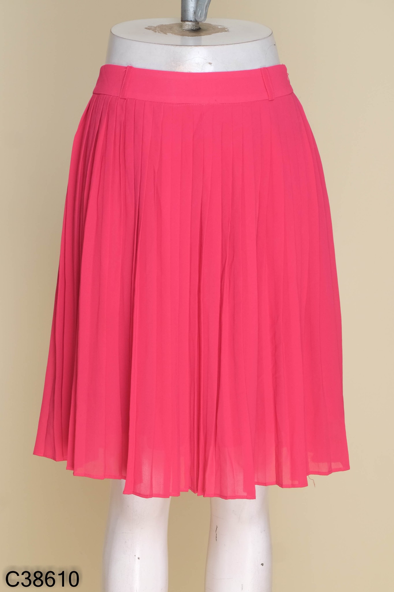 Đầm xòe lệch vai màu hồng xếp ly - ANN.COM.VN