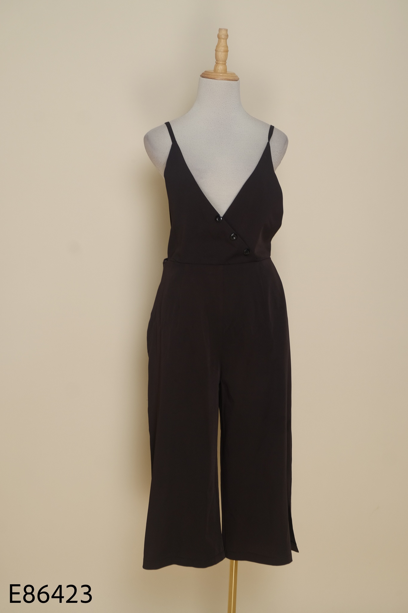 Jumpsuit TWENTY 5 yếm đen trơn