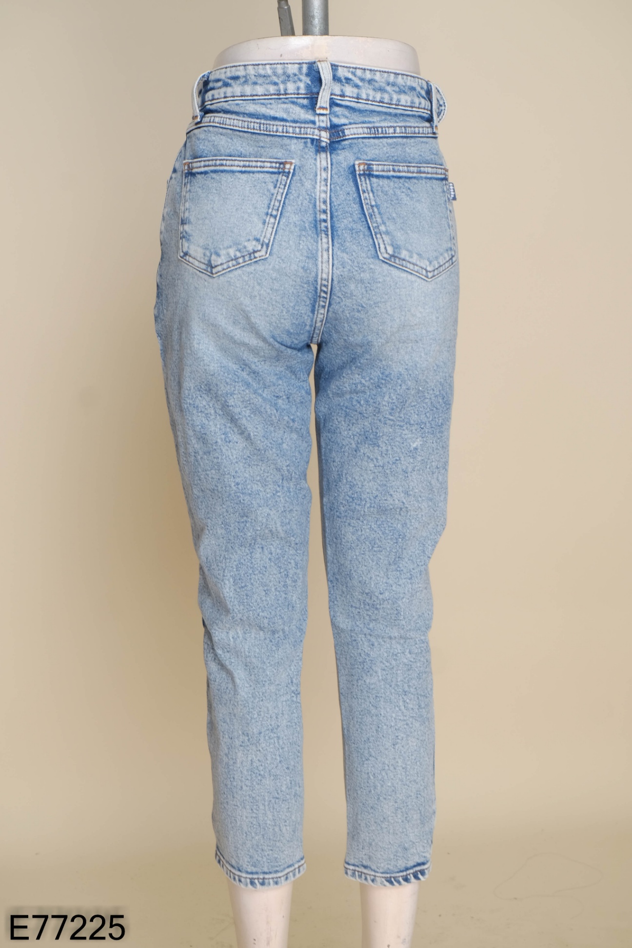 Quần jeans BÒ SỮA xanh trơn