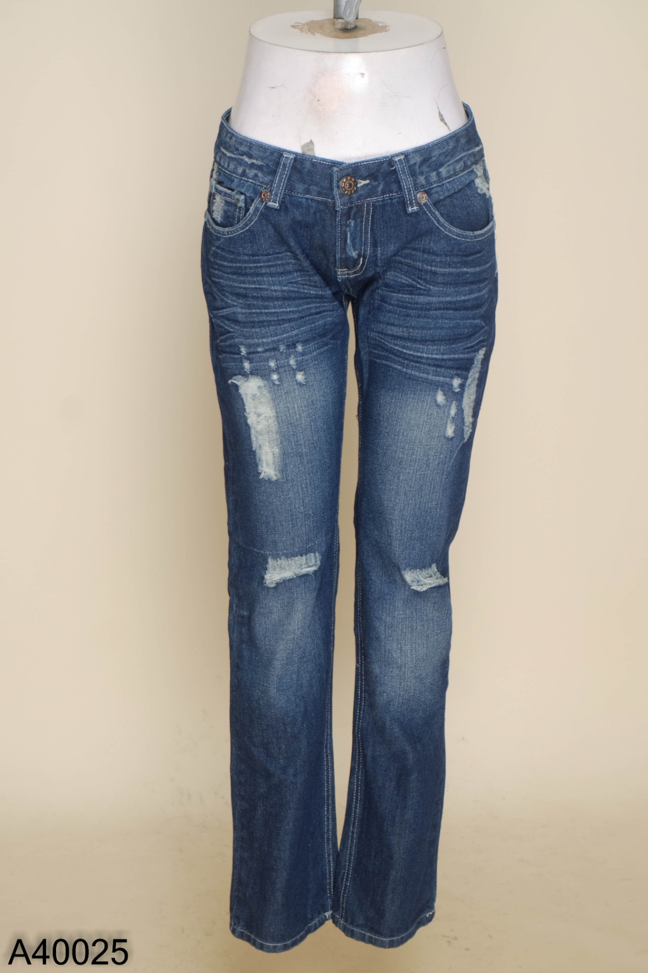 NEWTAG Quần jeans xanh thẫm xước rách