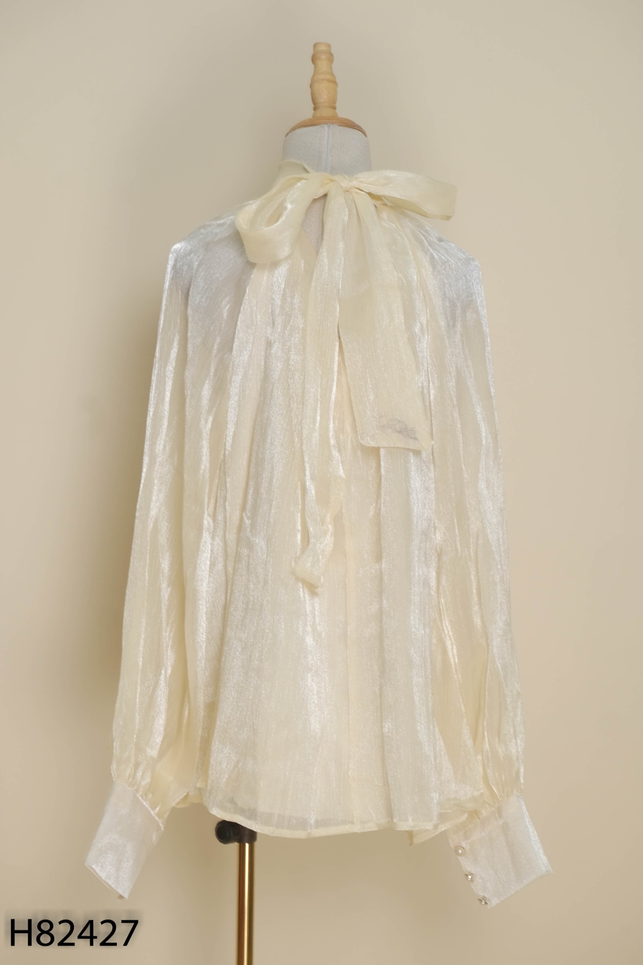 Áo organza be viền ngọc