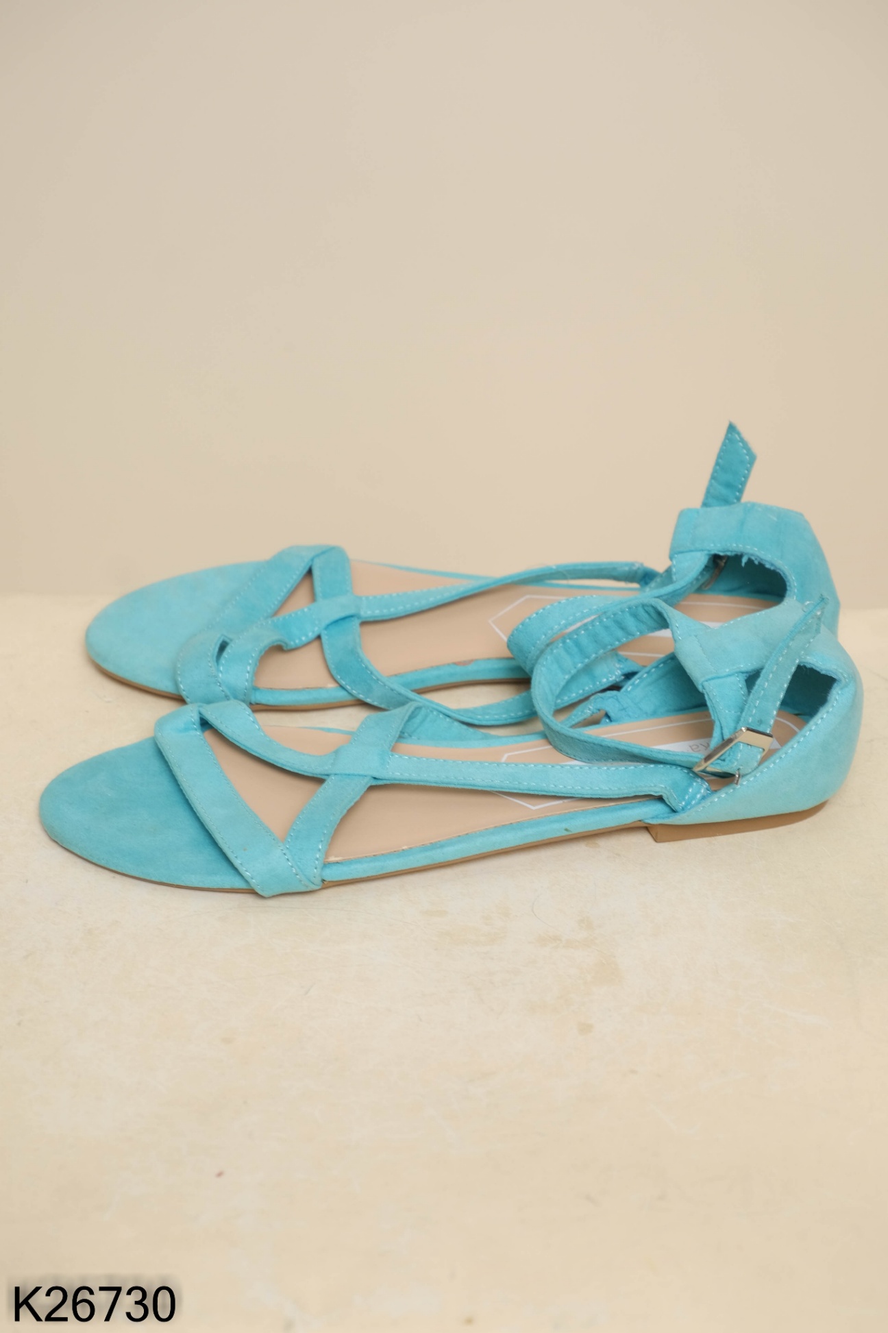 Sandals xanh BERSHKA đan dây