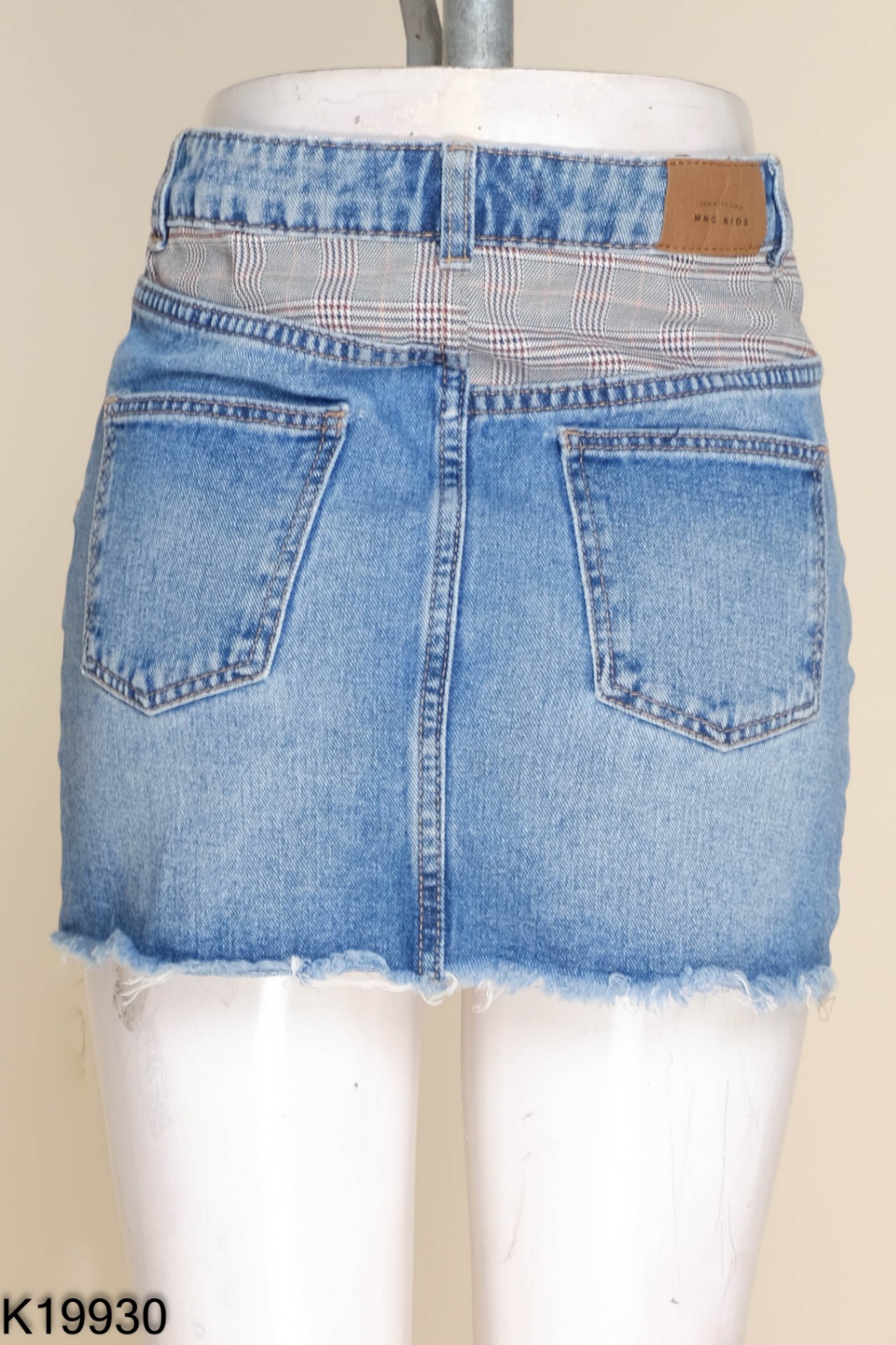 Chân váy jeans xanh MANGO phối nâu kẻ KIDS