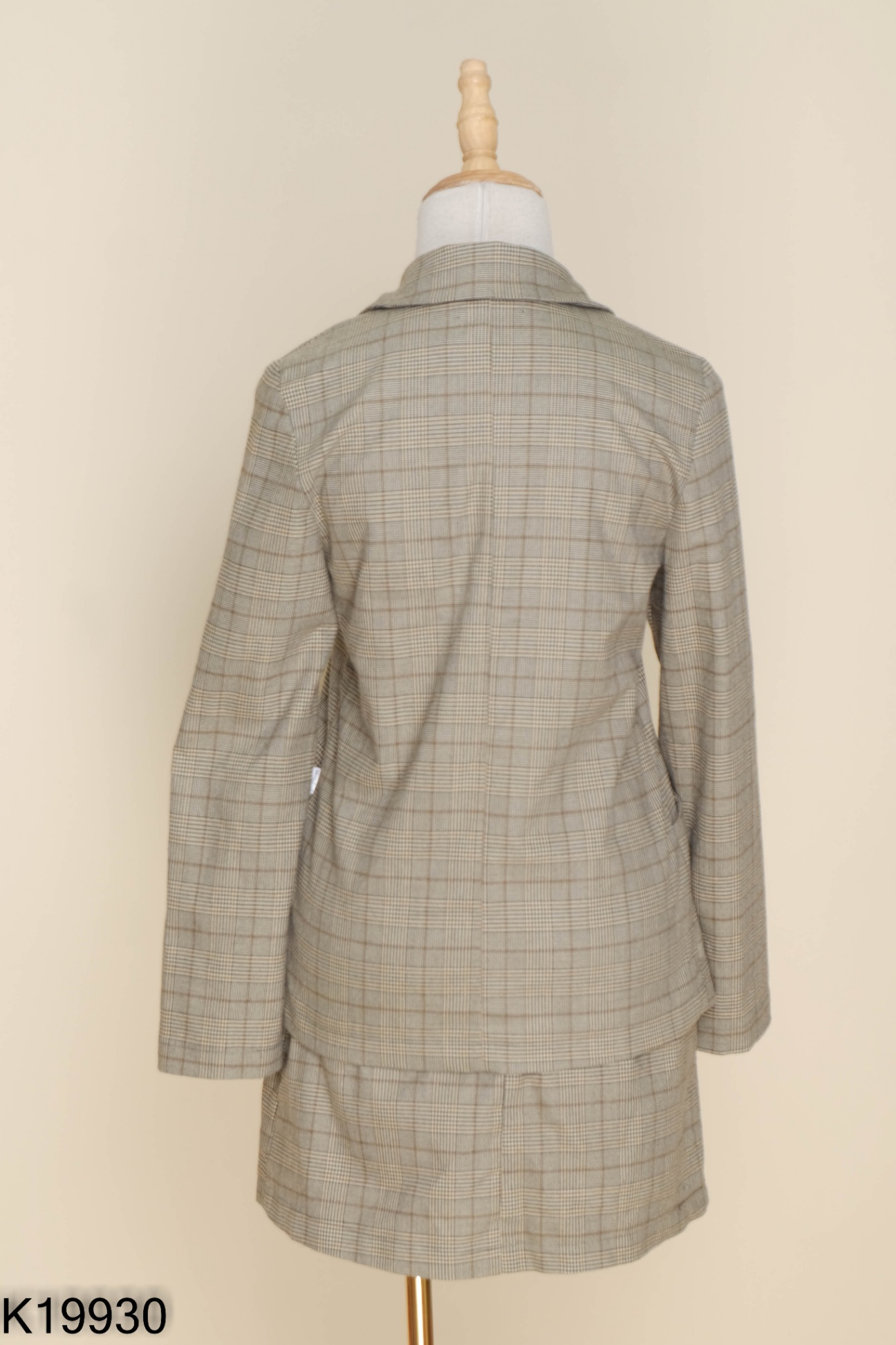 Set Áo blazer nâu be + chân váy