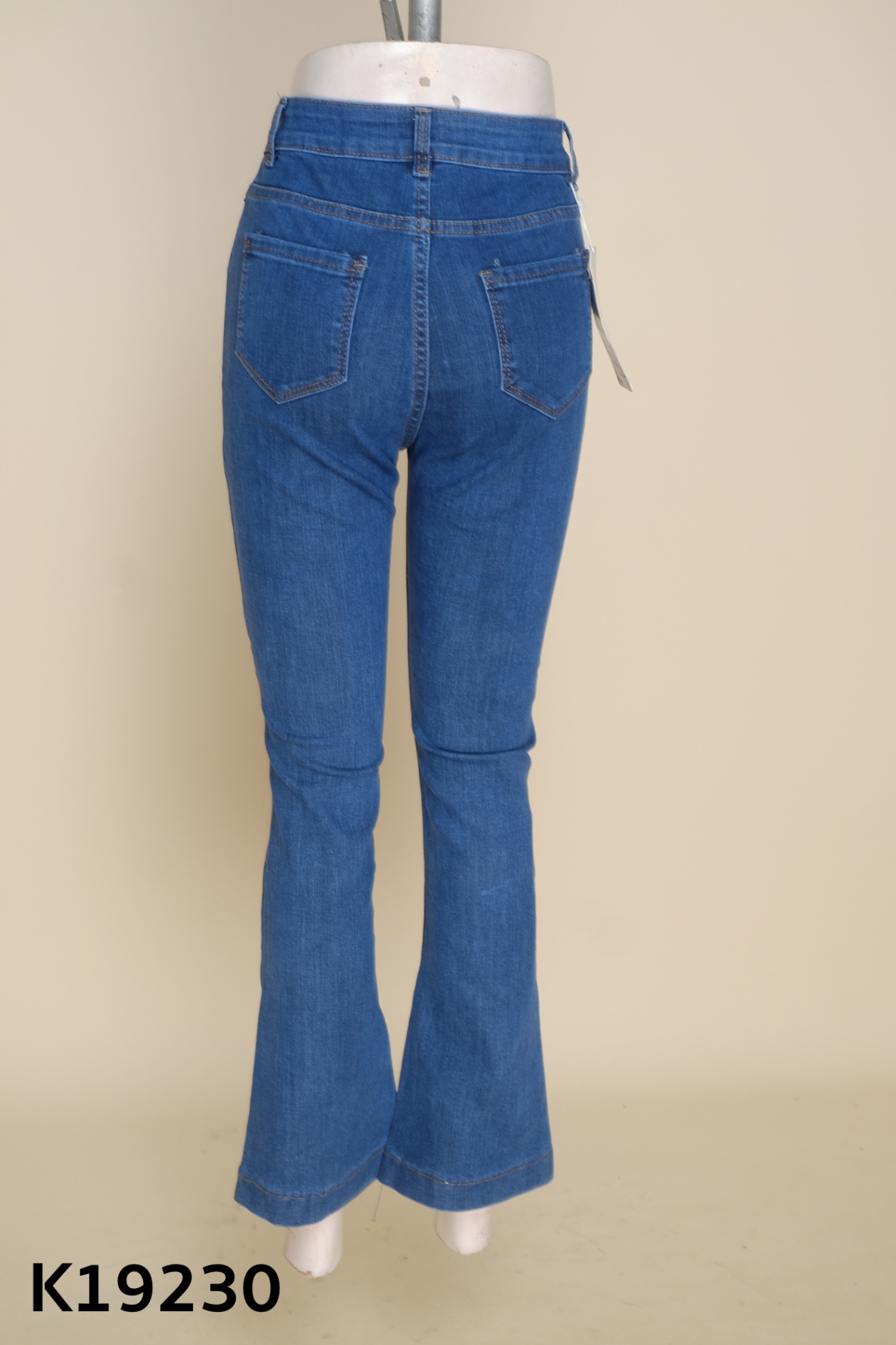 NEWTAG Quần jeans xanh loe trơn