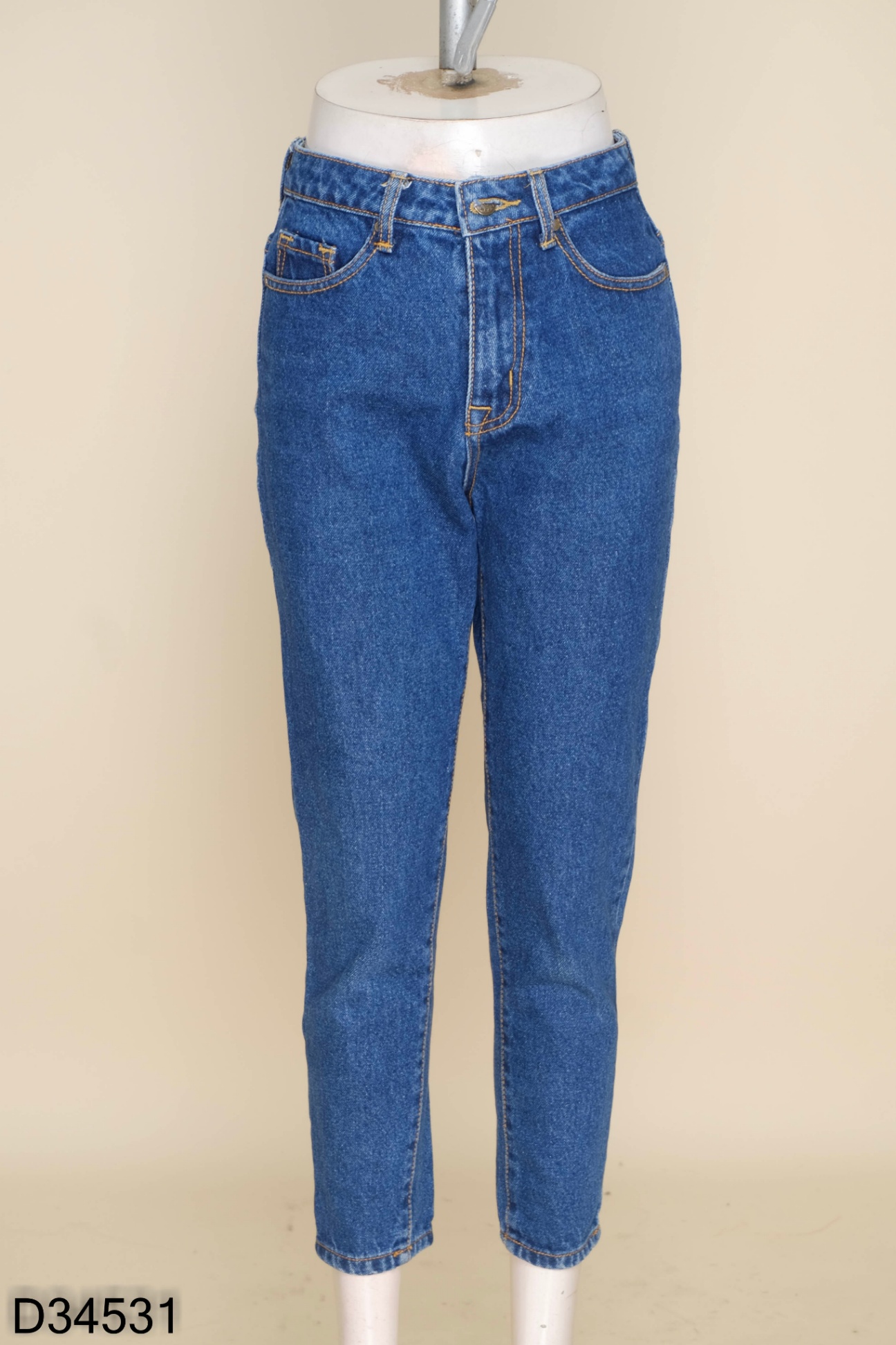 Quần jeans xanh đậm