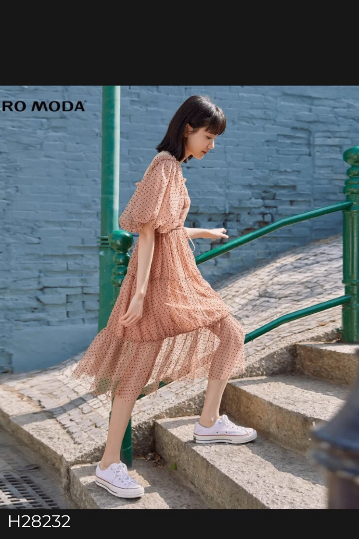 Váy lưới nâu chấm bi VERO MODA tay phồng