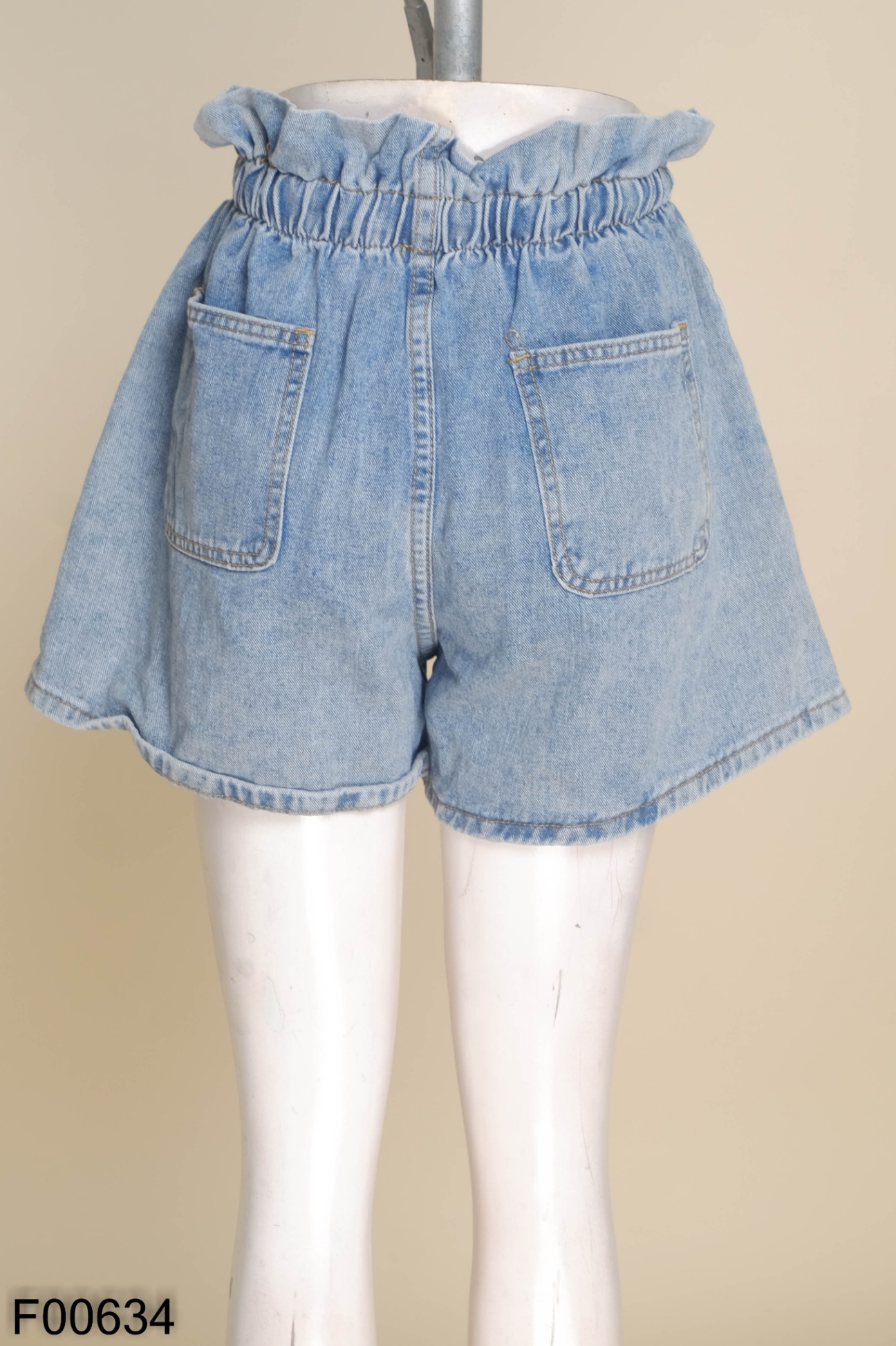 Quần shorts jeans xanh cạp bèo