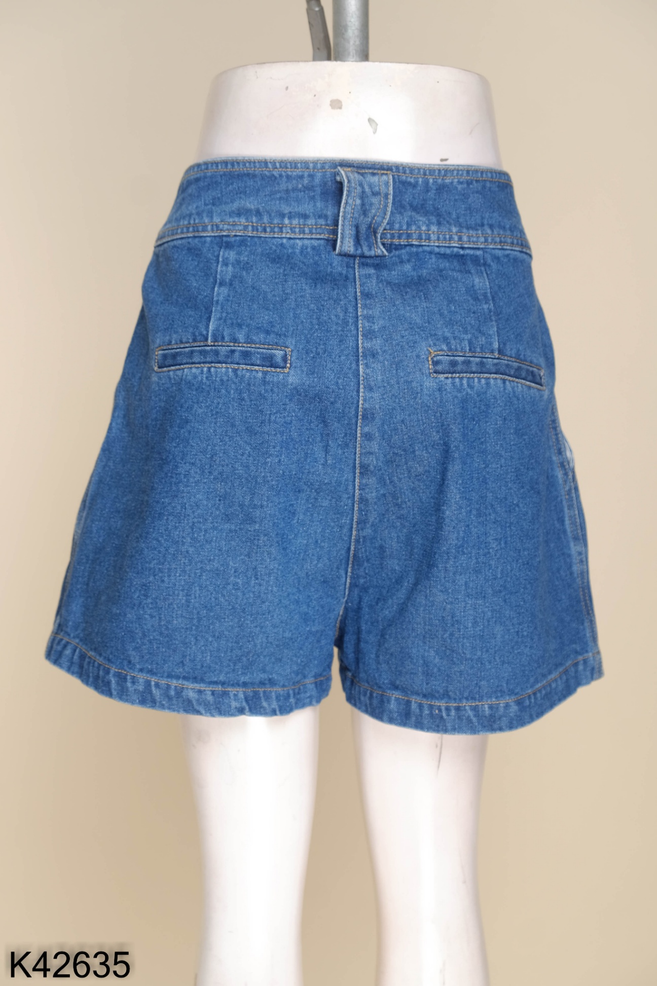 Quần shorts jeans xanh túi hộp