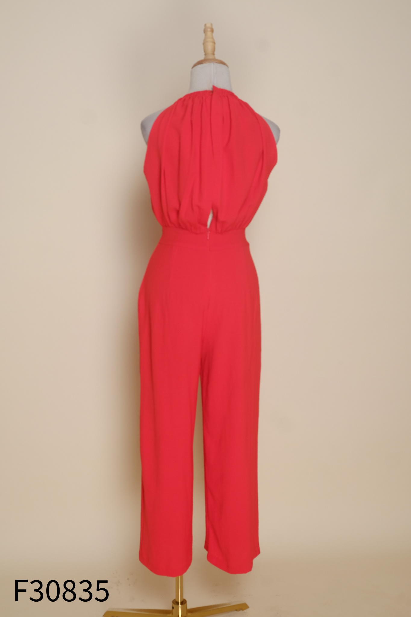 Jumpsuits đỏ cổ chun