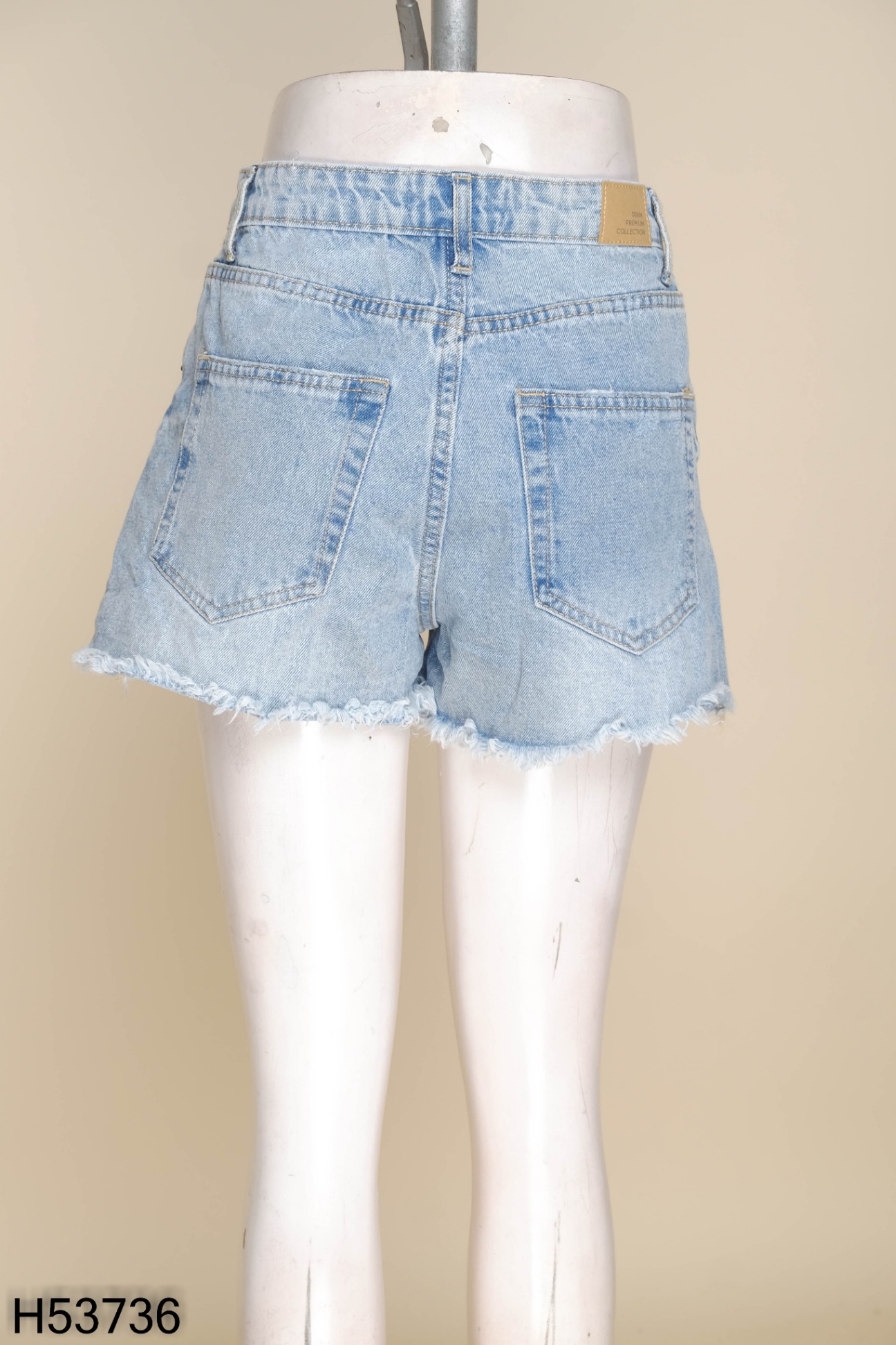 Quần shorts jeans xanh rách