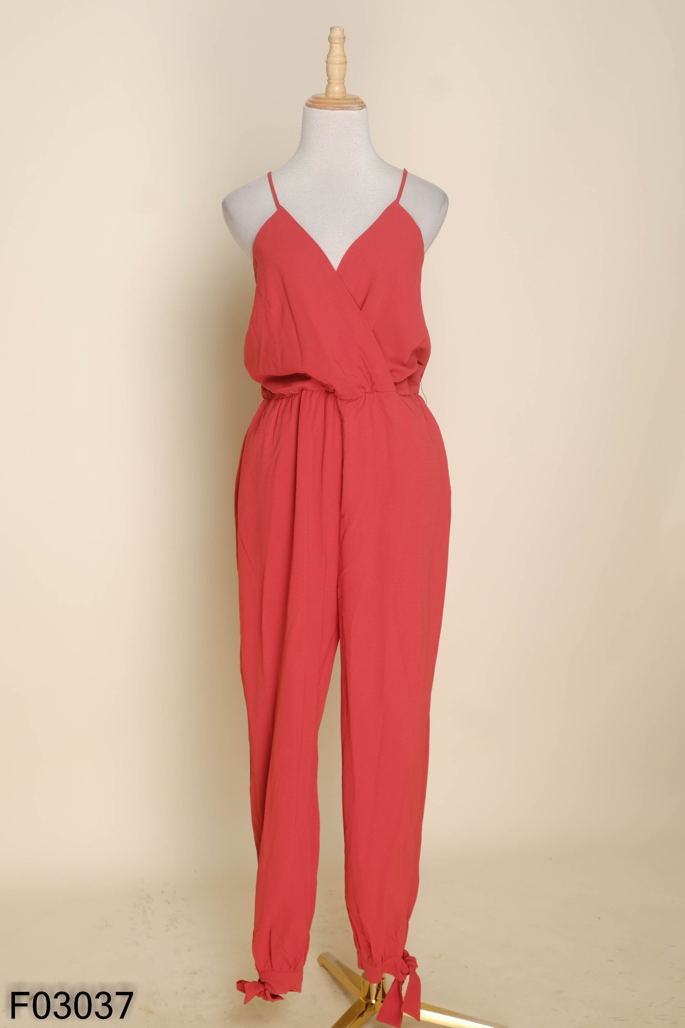 Jumpsuits hai dây đỏ ZARA (cắt tag)