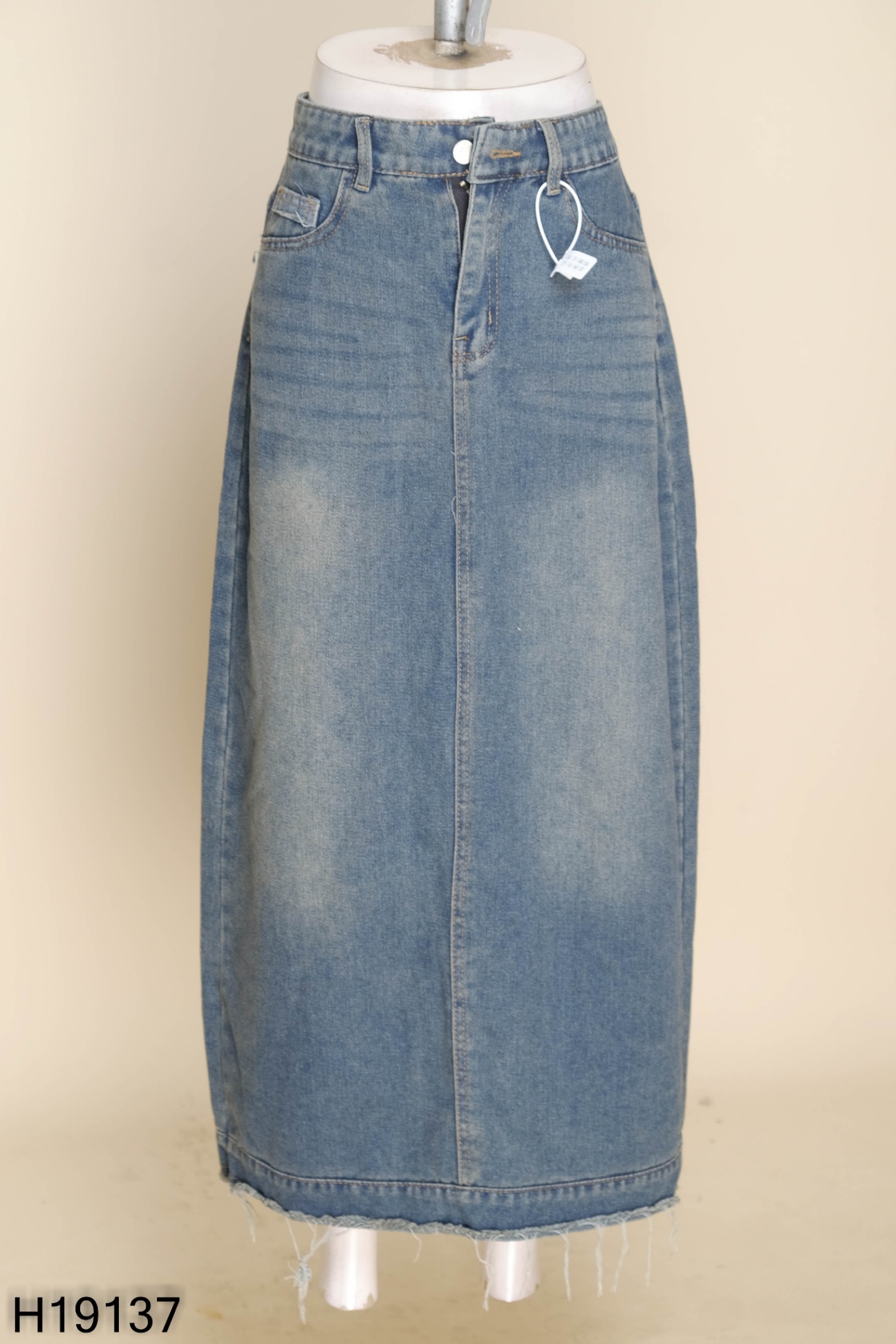 NEWTAG Chân váy jeans xanh dài