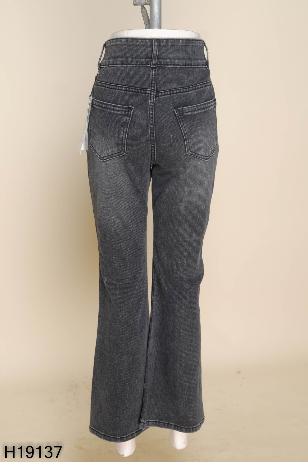 NEWTAG Quần jeans xám 2 cúc