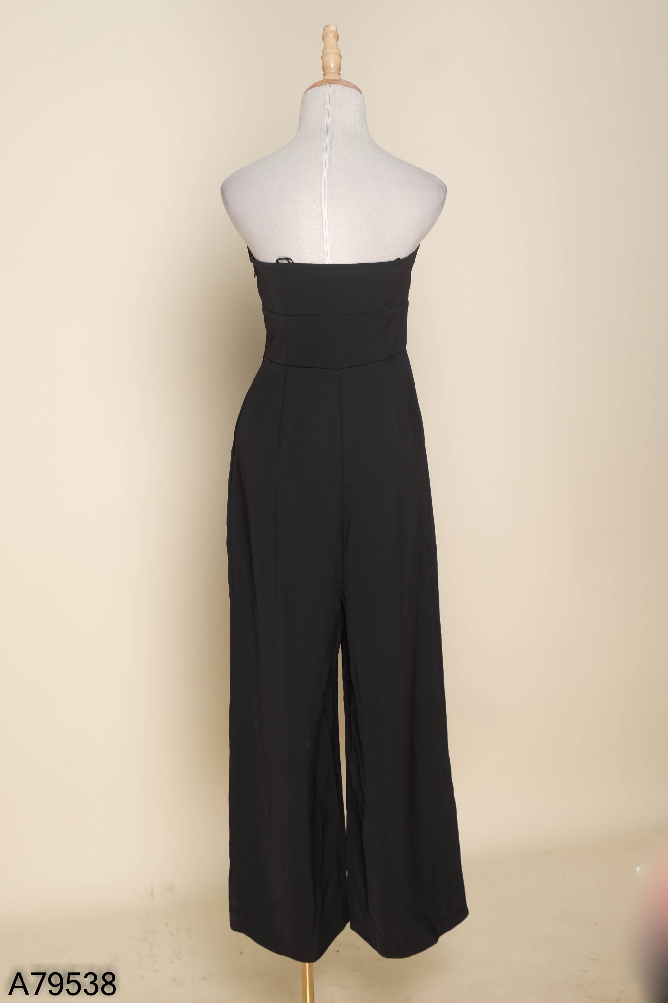 Jumpsuits ZARA quây đen phối khuy