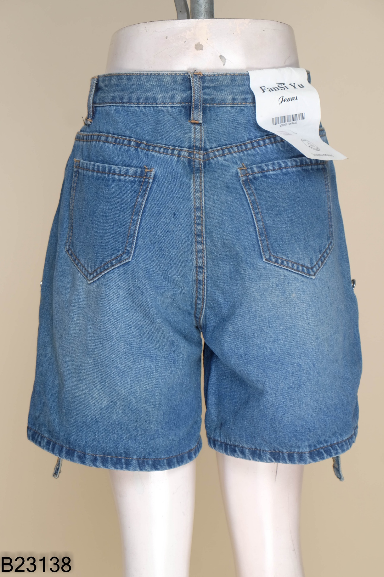 NEWTAG Quần shorts jeans xanh