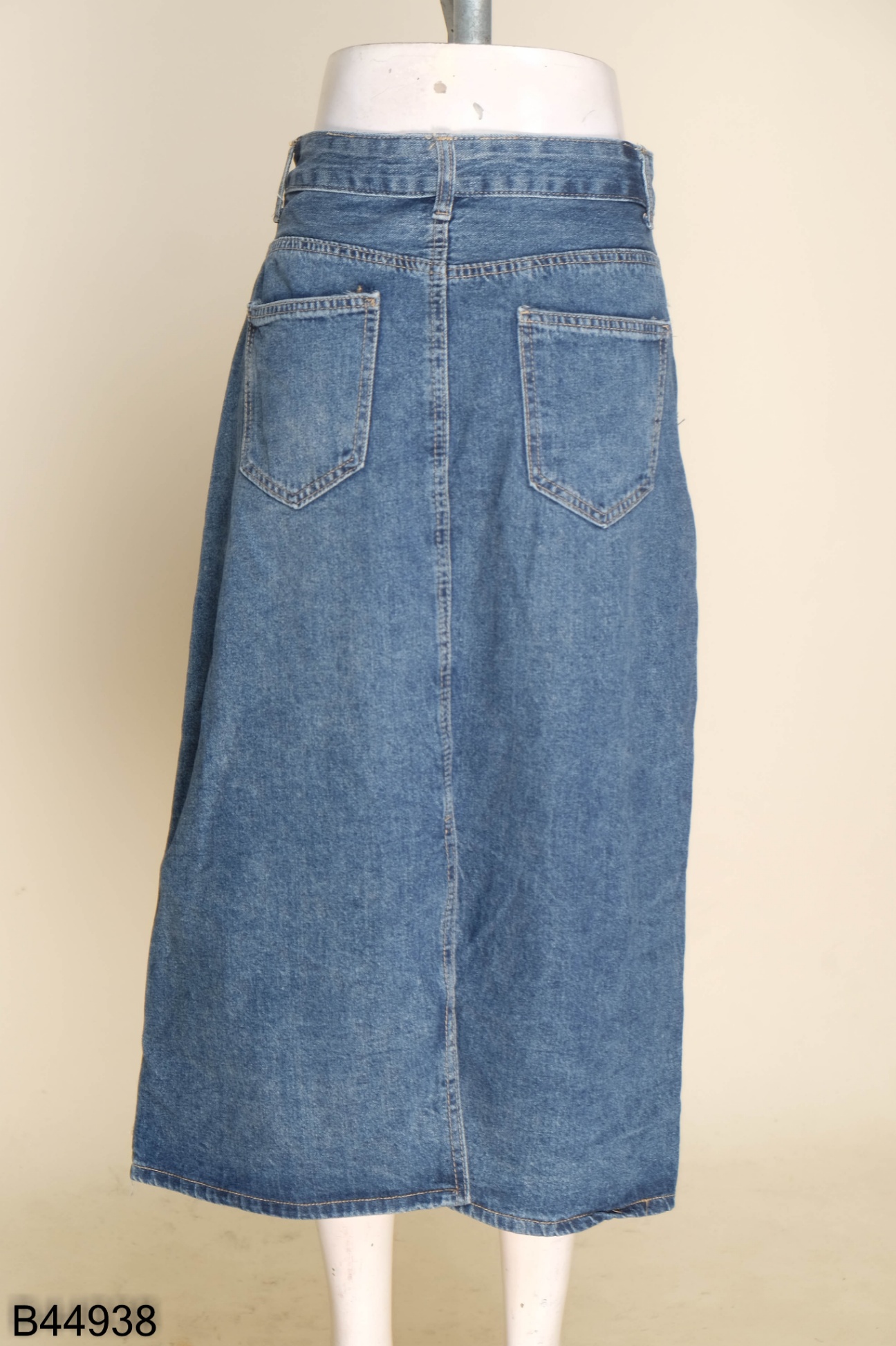 Chân váy jeans xanh tua rua