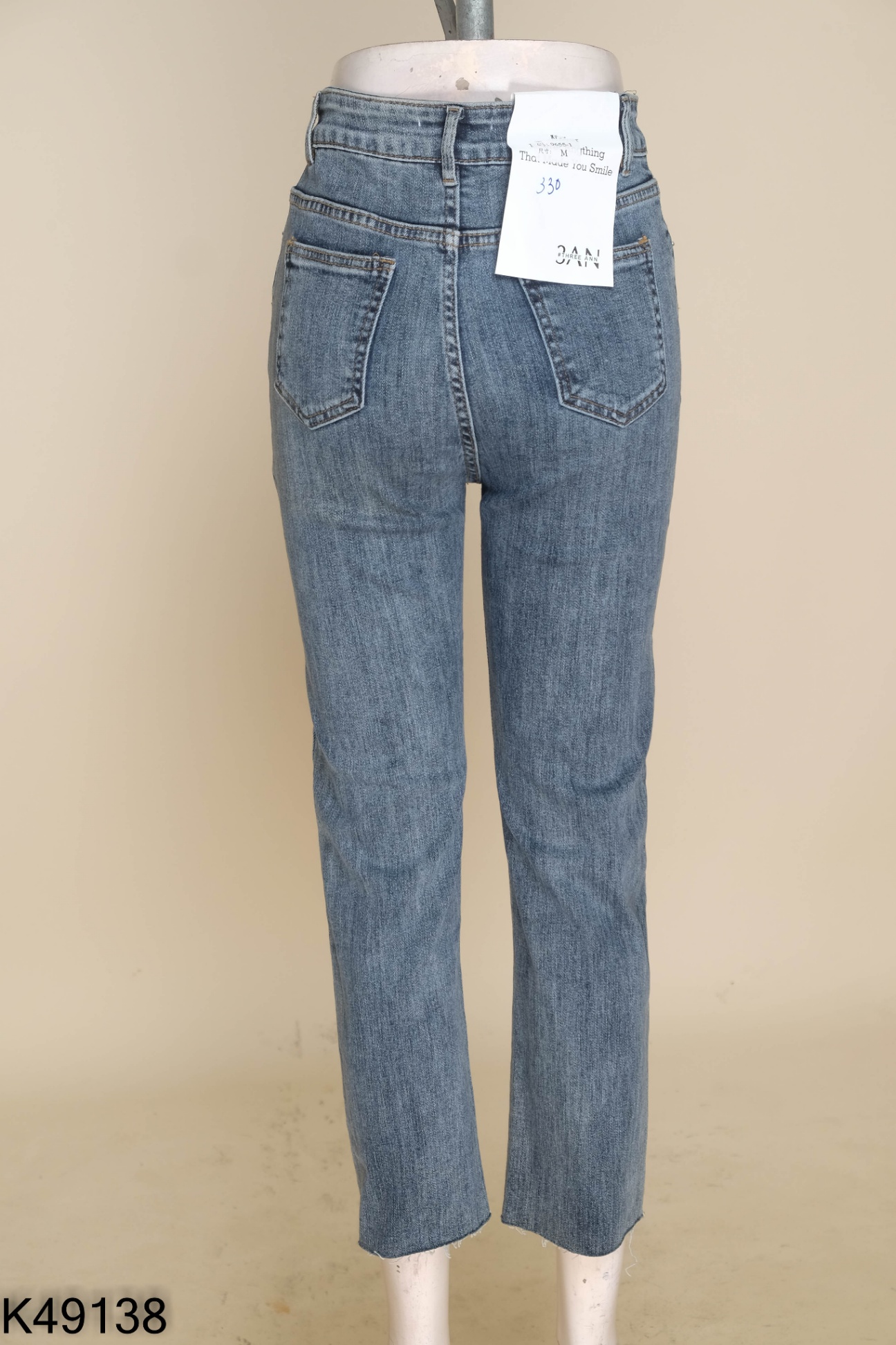 NEWTAG Quần jeans xám xanh cắt gấu