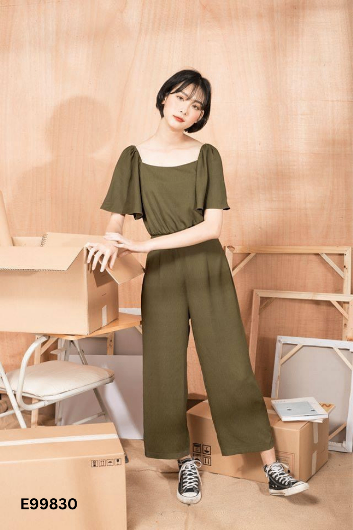 Jumpsuits OYSTER AND SNAIL xanh cổ vuông