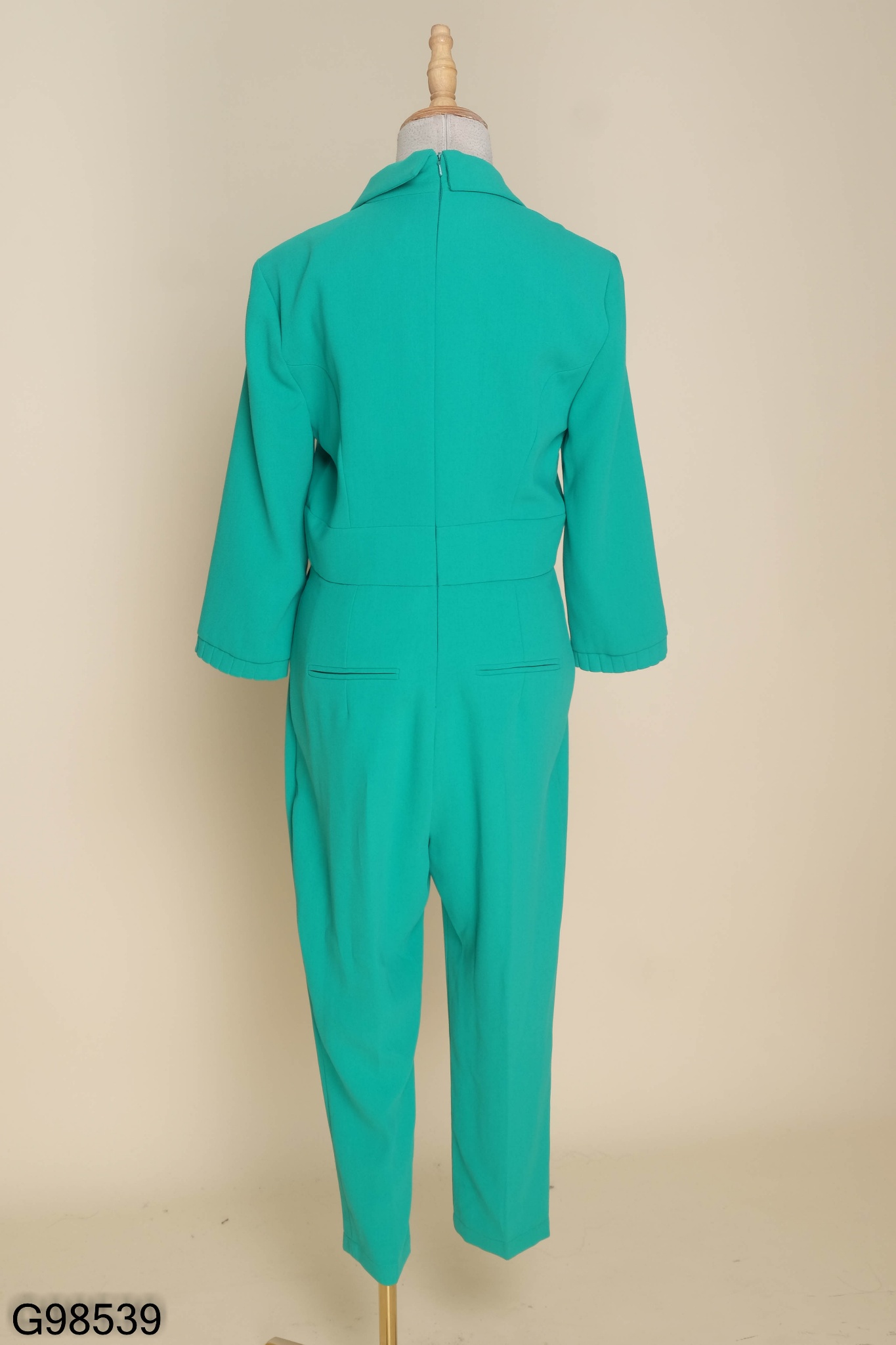 Jumpsuits xanh viền bèo