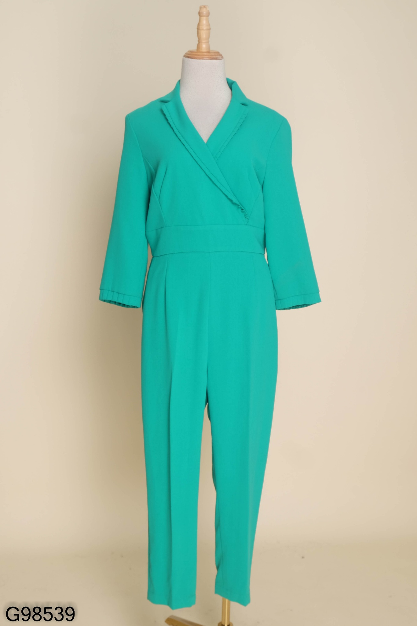 Jumpsuits xanh viền bèo