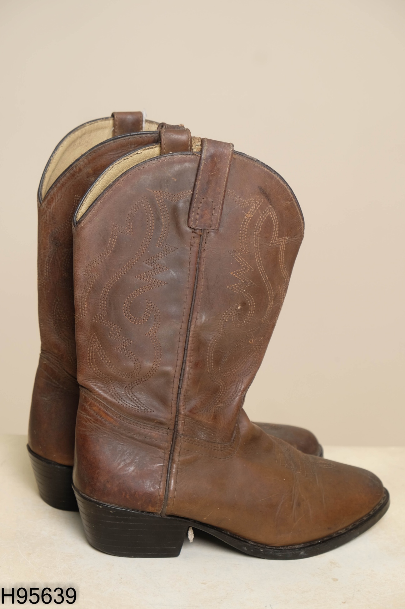 Boots da nâu đậm