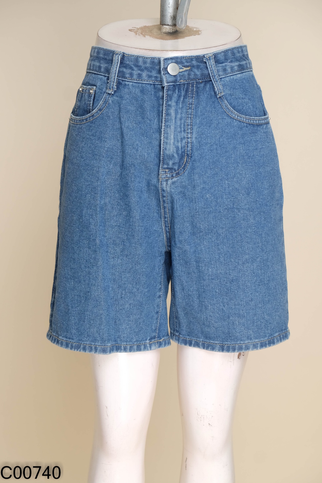 Quần shorts jeans lửng